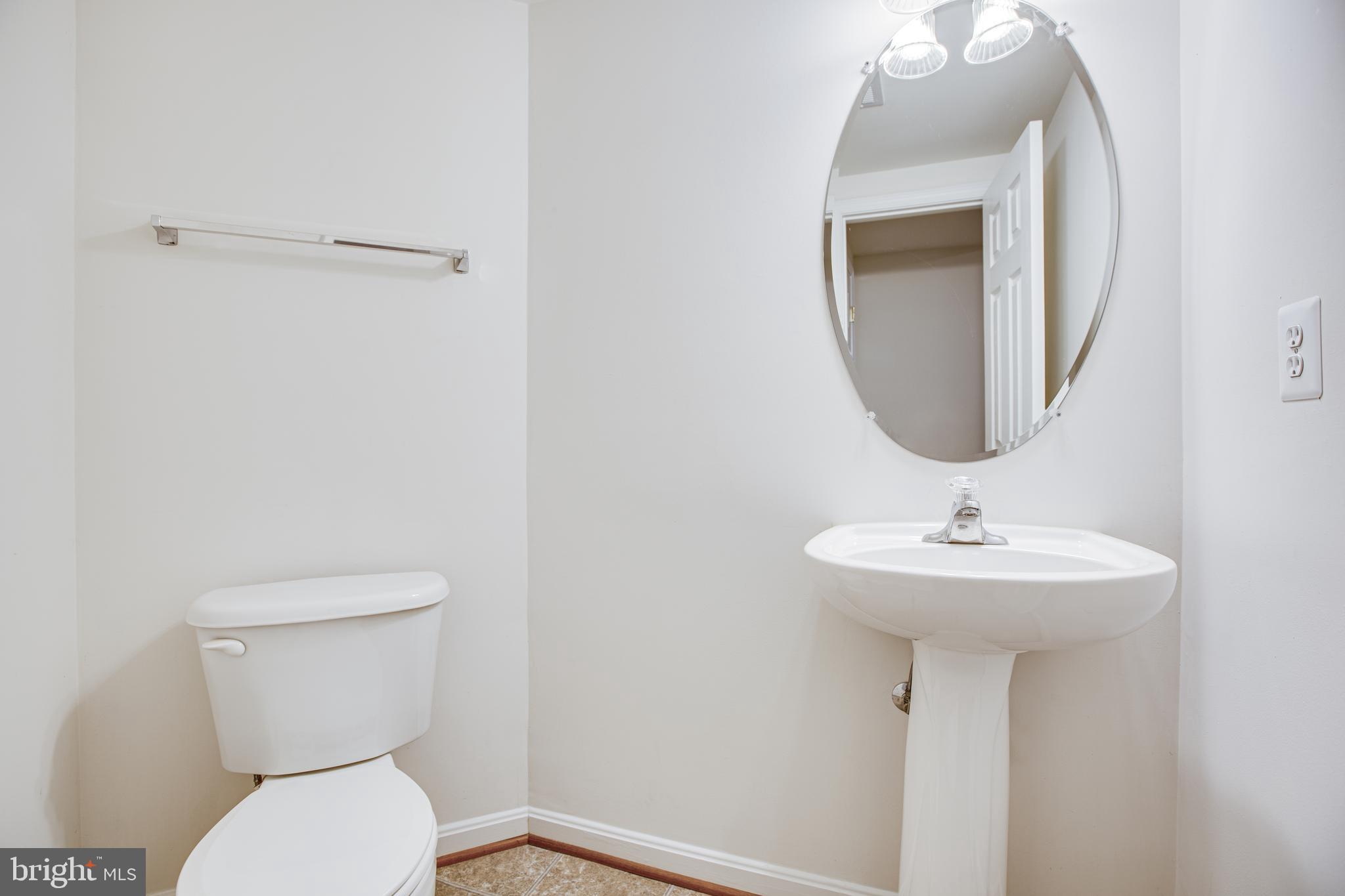 RIVER OAKS - Residential