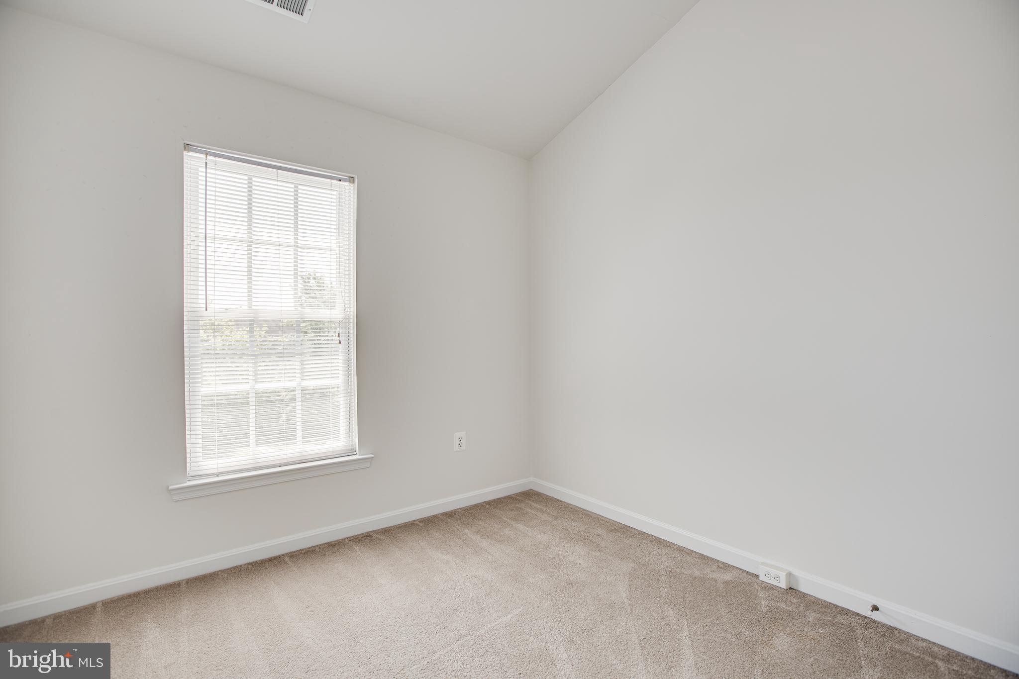 RIVER OAKS - Residential