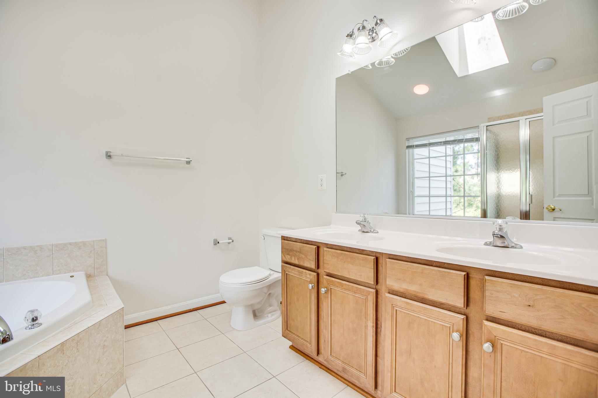 RIVER OAKS - Residential