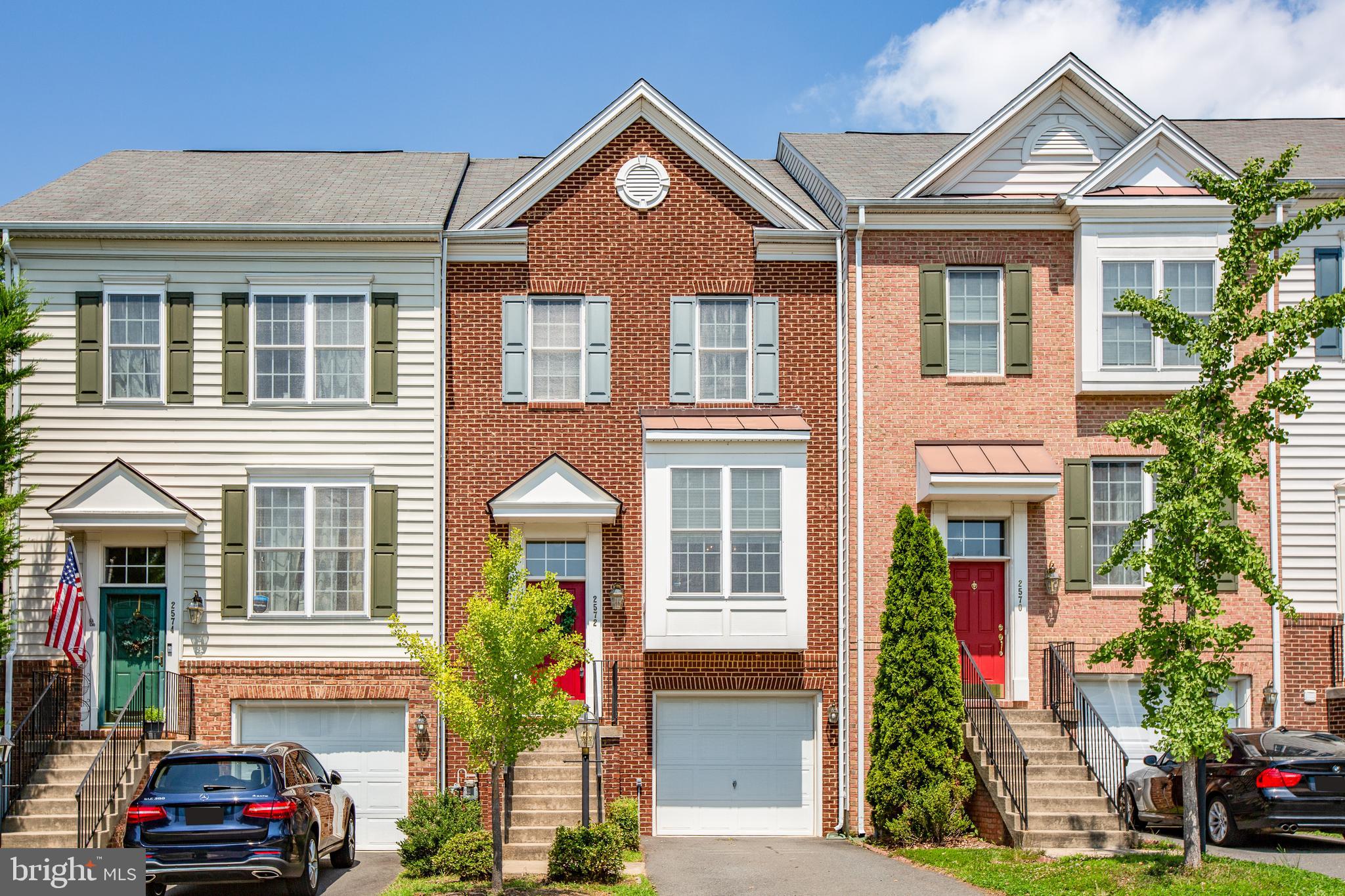 RIVER OAKS - Residential