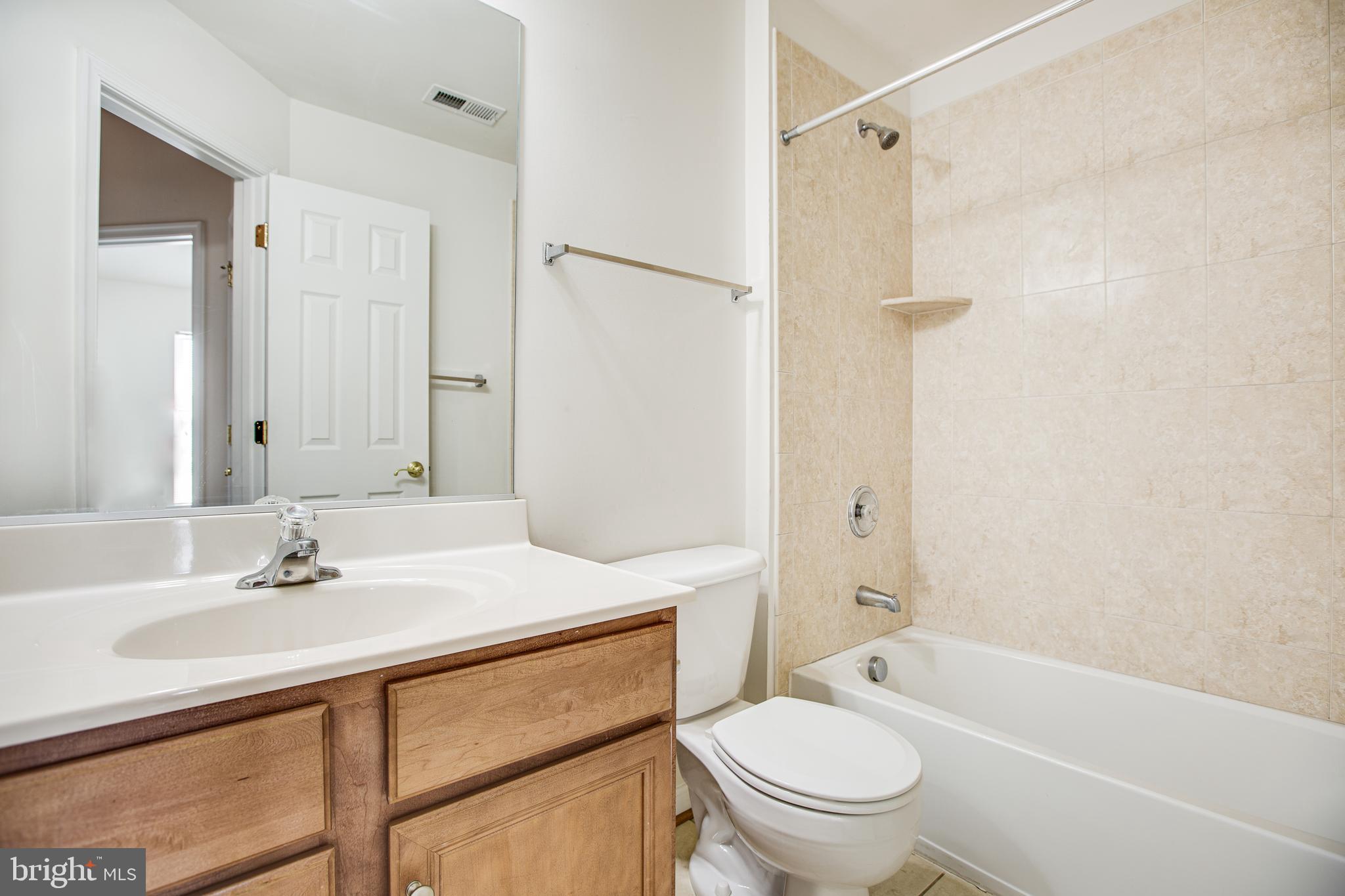 RIVER OAKS - Residential