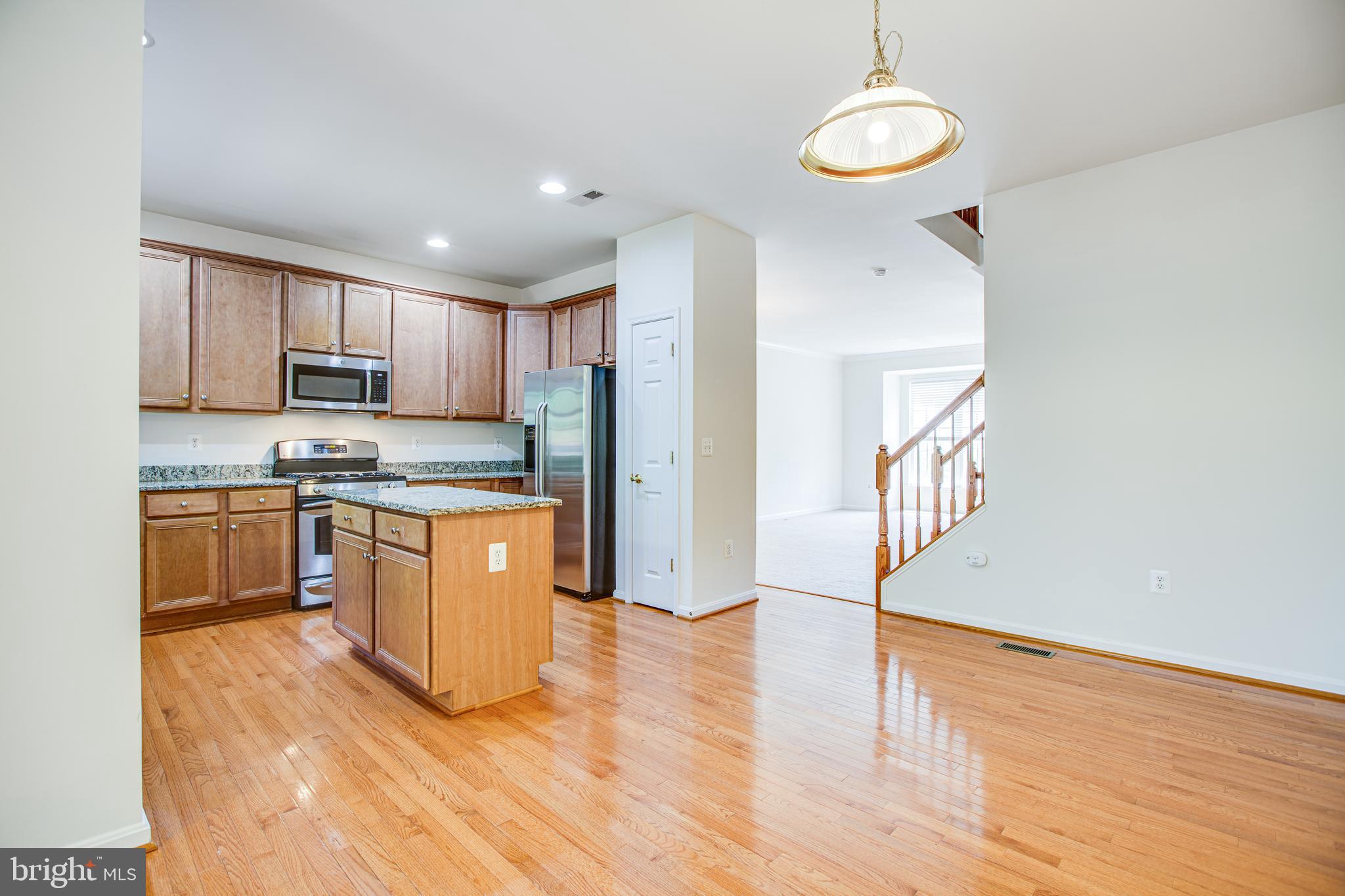 RIVER OAKS - Residential