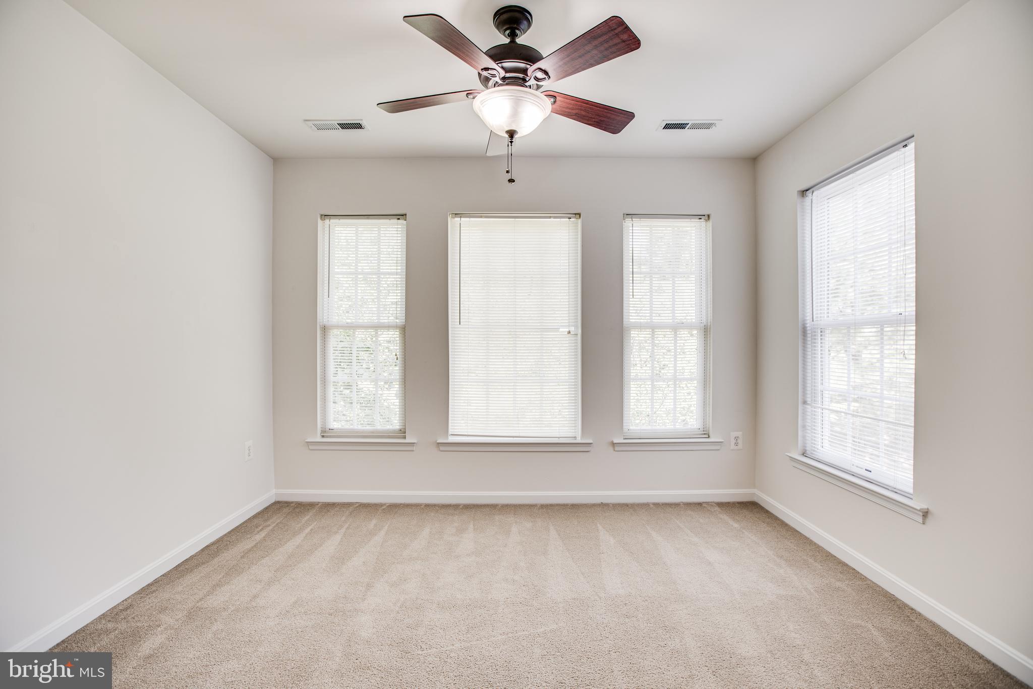 RIVER OAKS - Residential