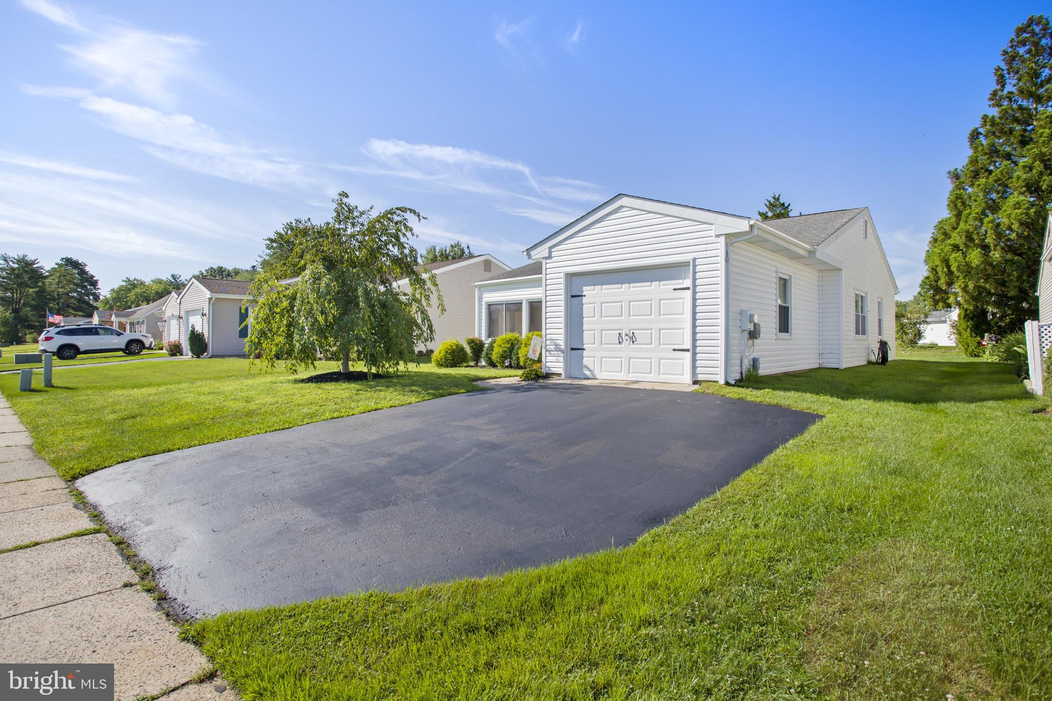 223 HUNTINGTON DRIVE