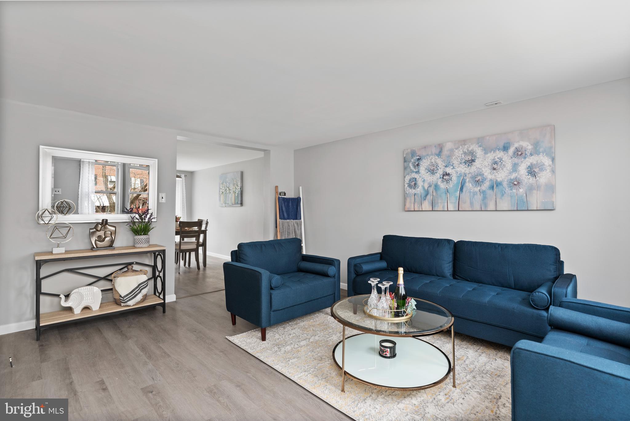 MELROSE GARDENS - Residential