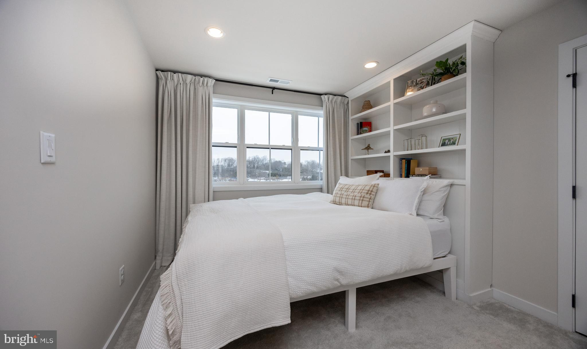 WEST CHESTER CROSSING - Residential