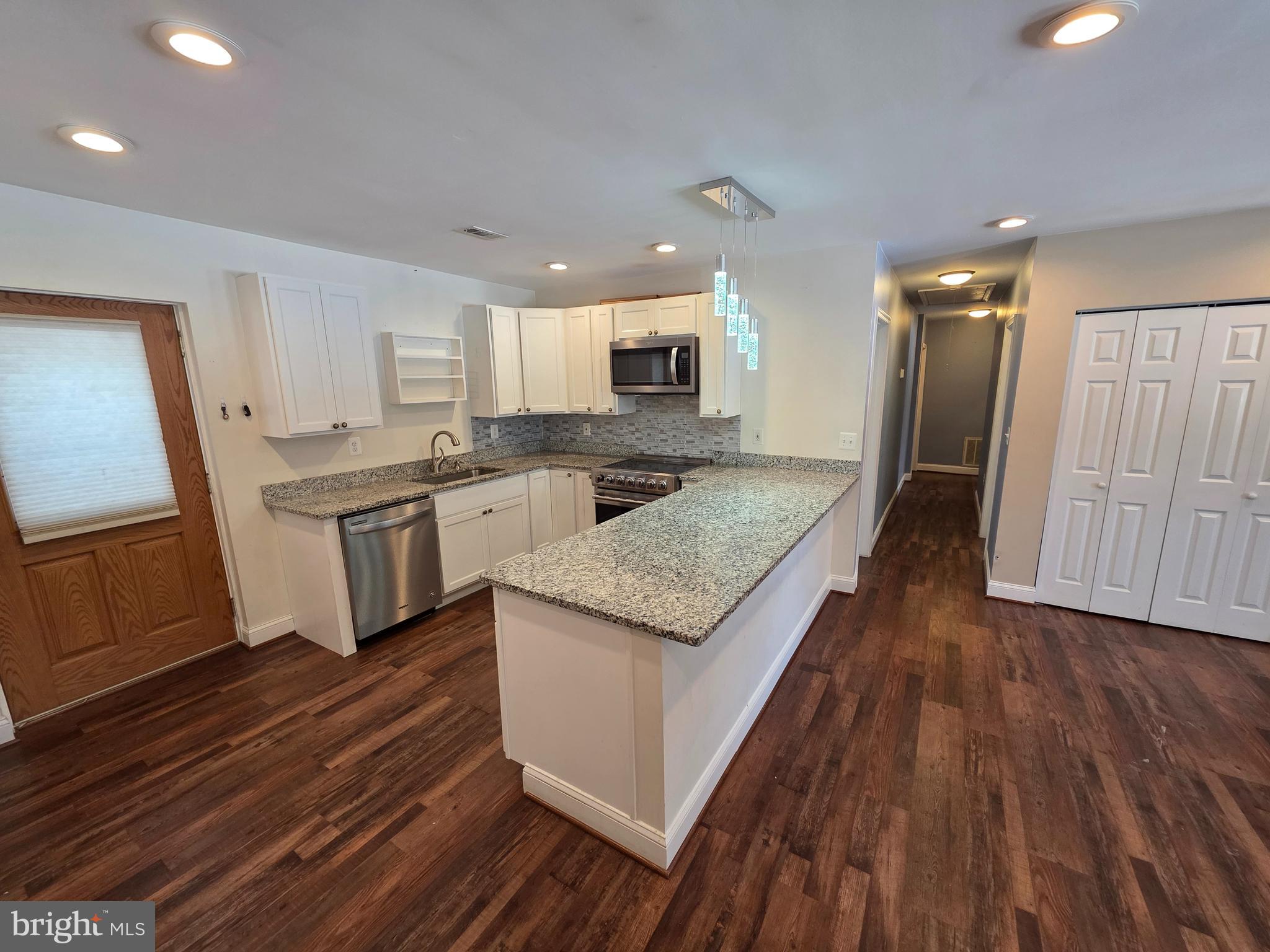 ROCK VIEW BEACH - Residential Lease