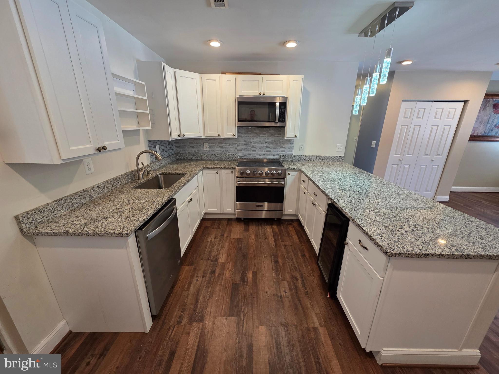 ROCK VIEW BEACH - Residential Lease