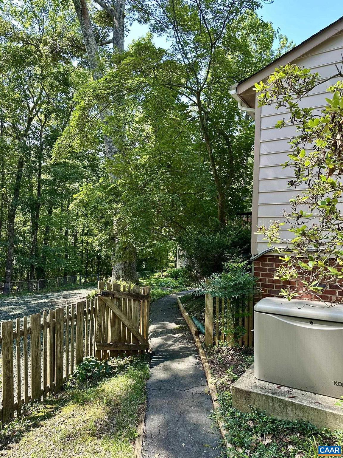 3985 WILLIAM CT