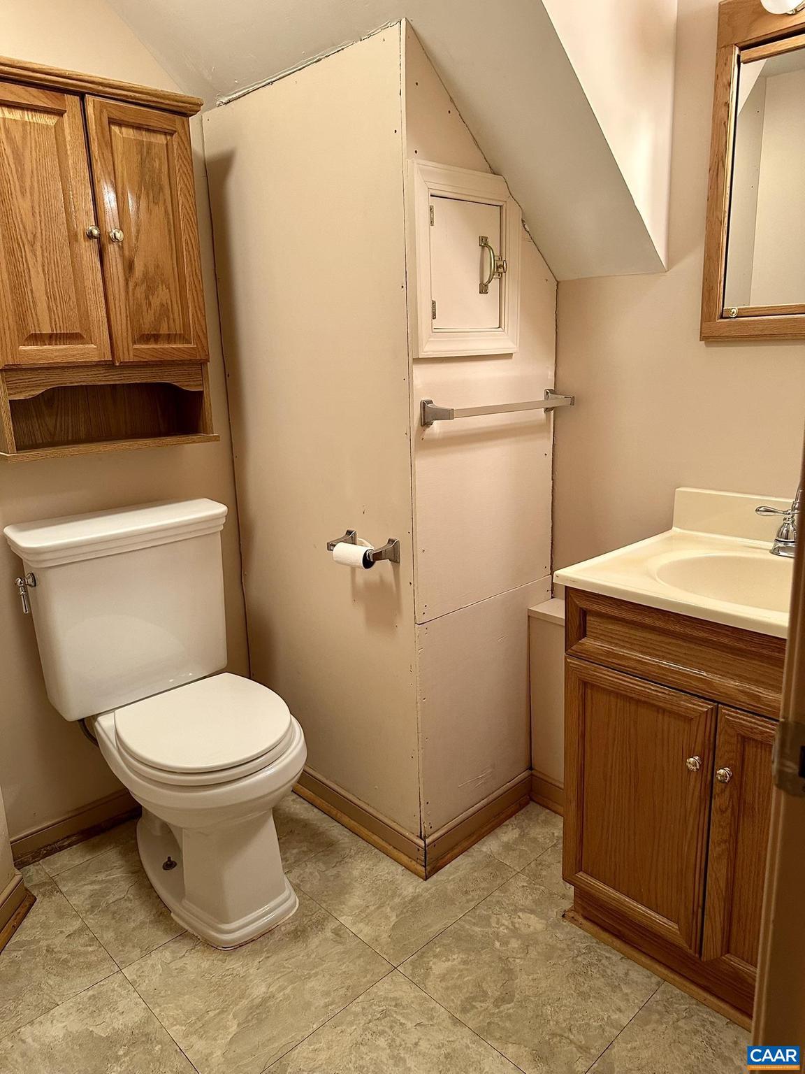 IVY WOODS - Residential