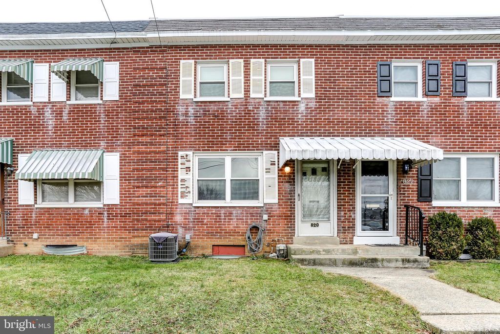 Photo of 820 Lafayette Street, Lancaster, PA 17603 (MLS # PALA2046276)