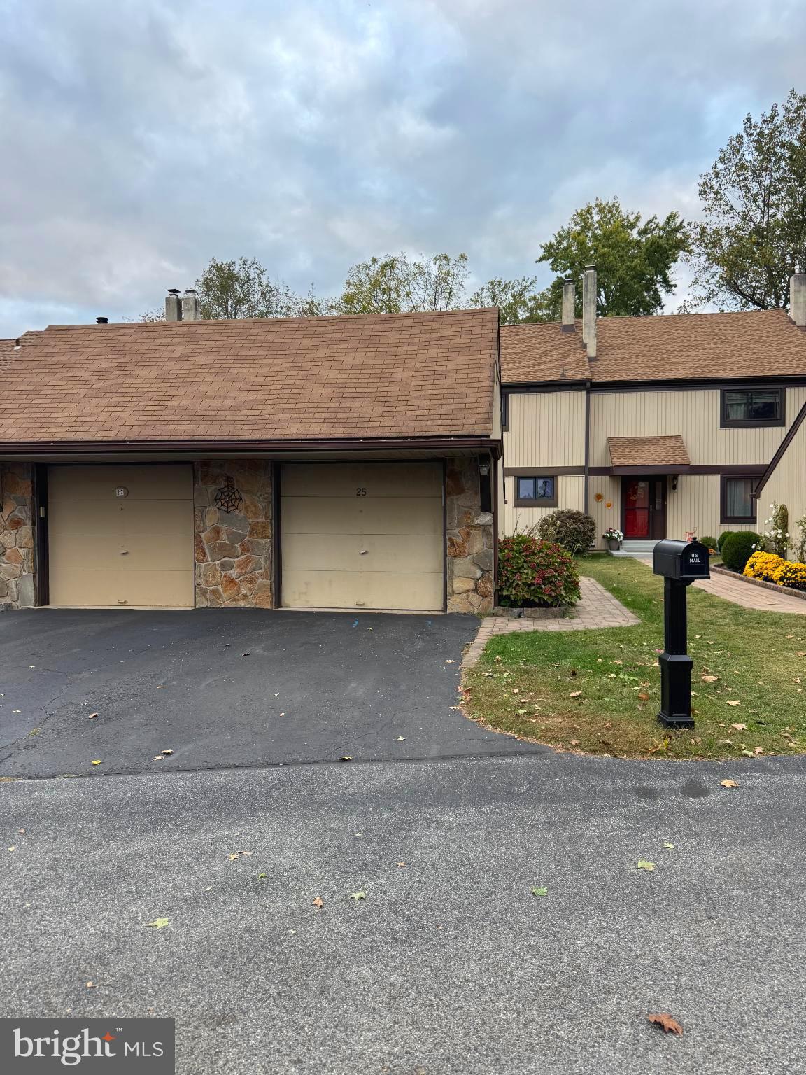 ALVERNO VALLEY FRM - Residential Lease