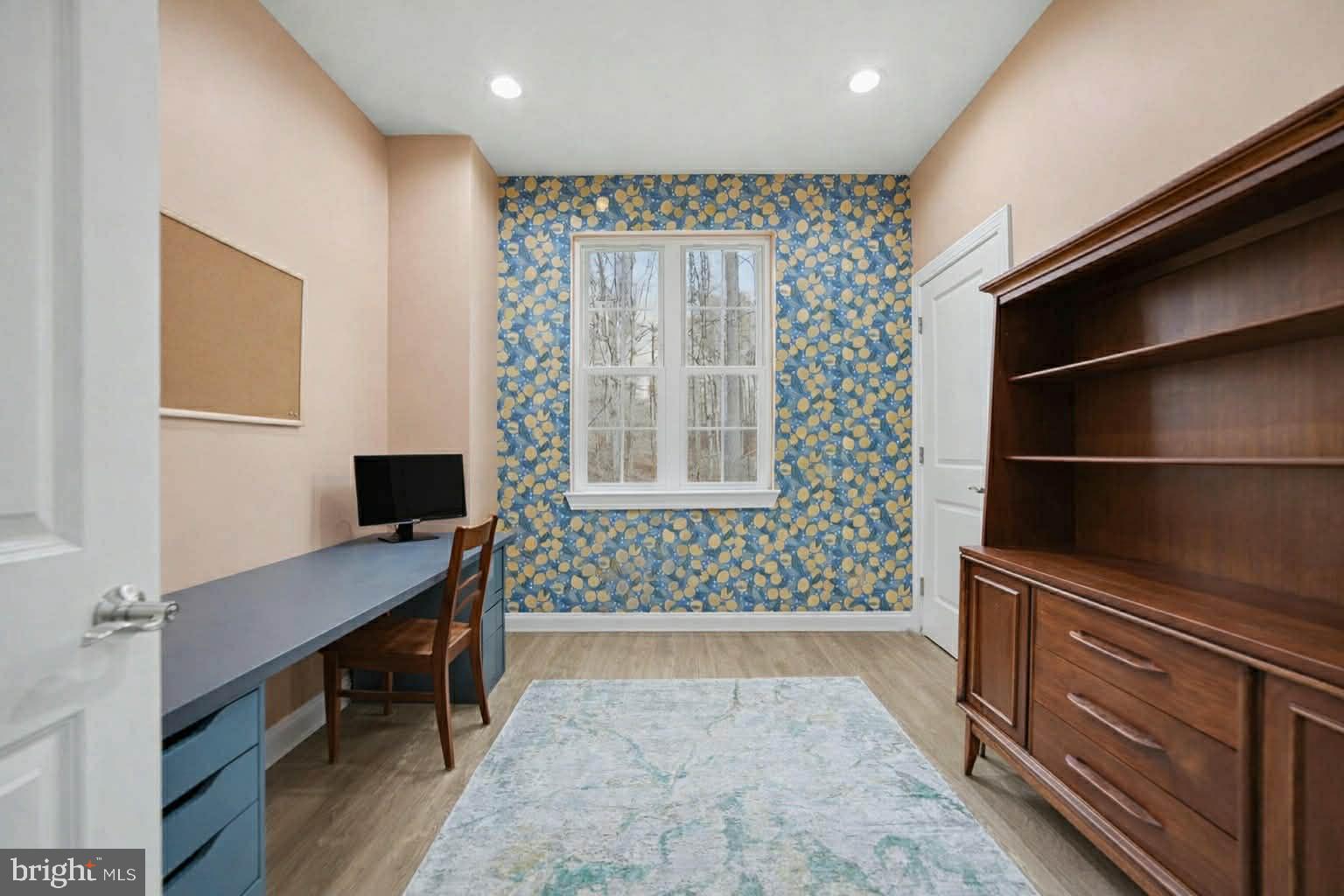 LAKE LAND OR - Residential