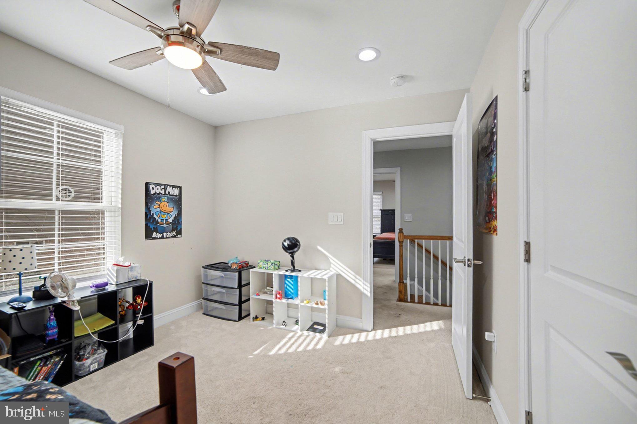 LAKE LAND OR - Residential