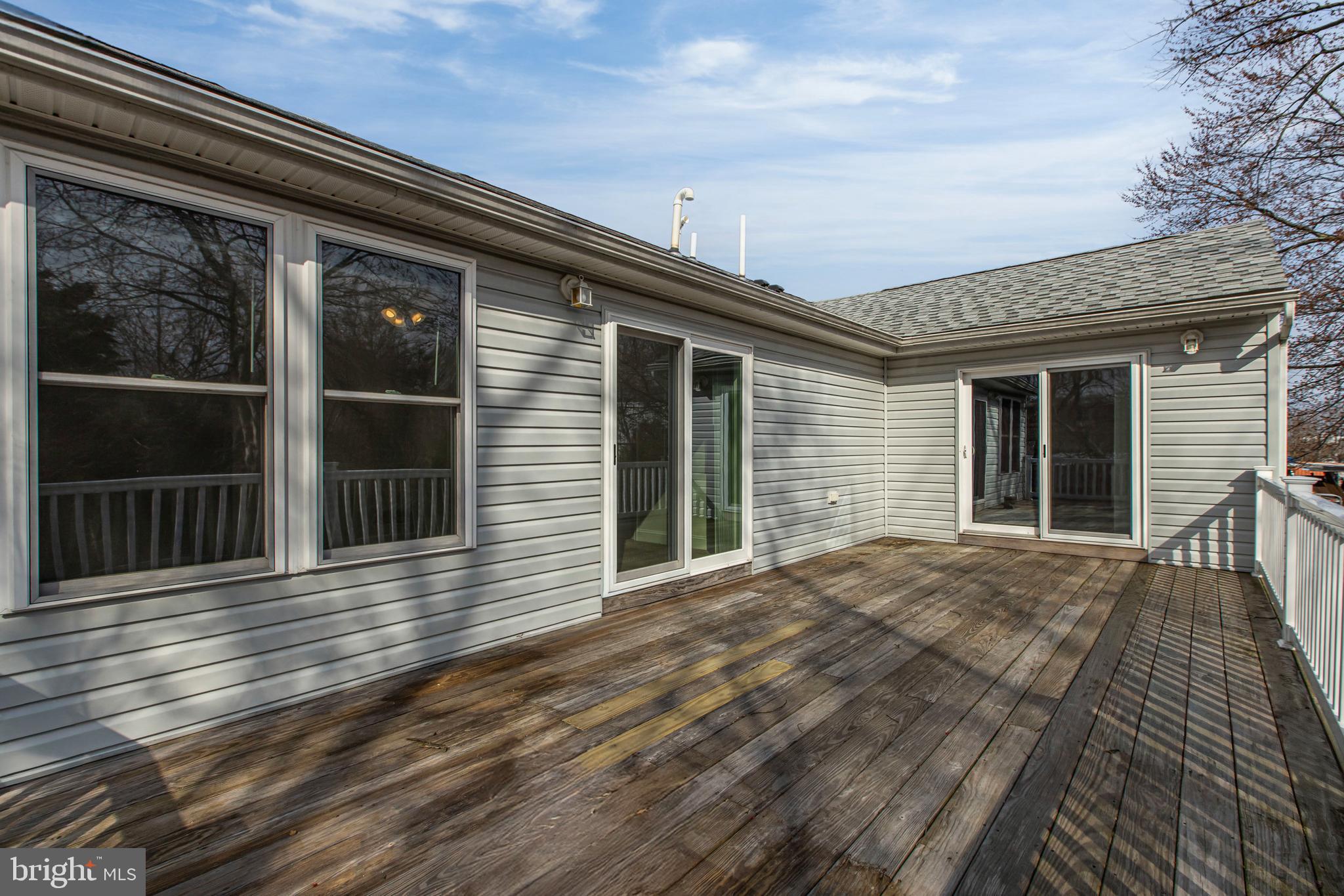 TWIN OAKS - Residential Income