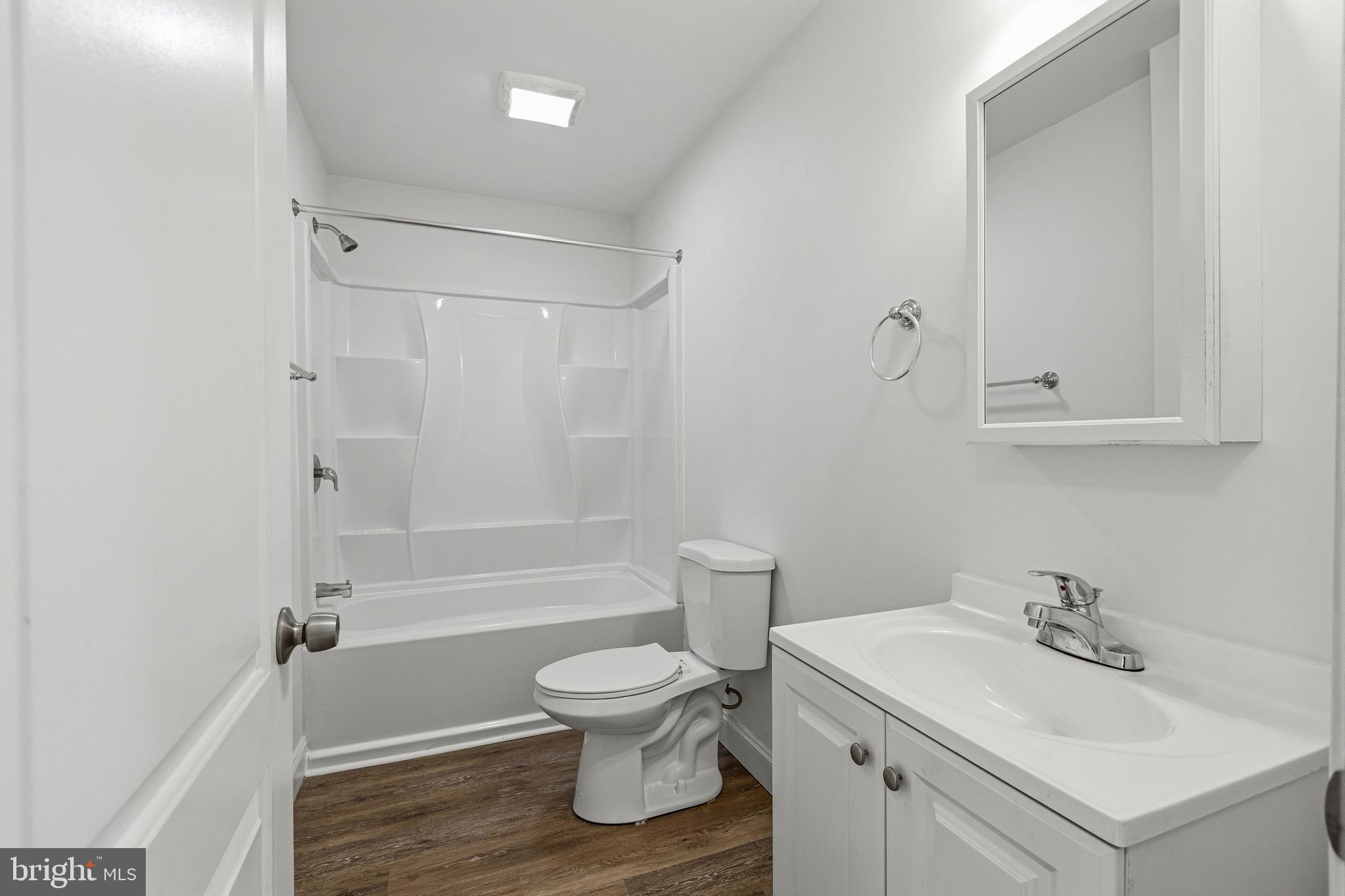 TWIN OAKS - Residential Income