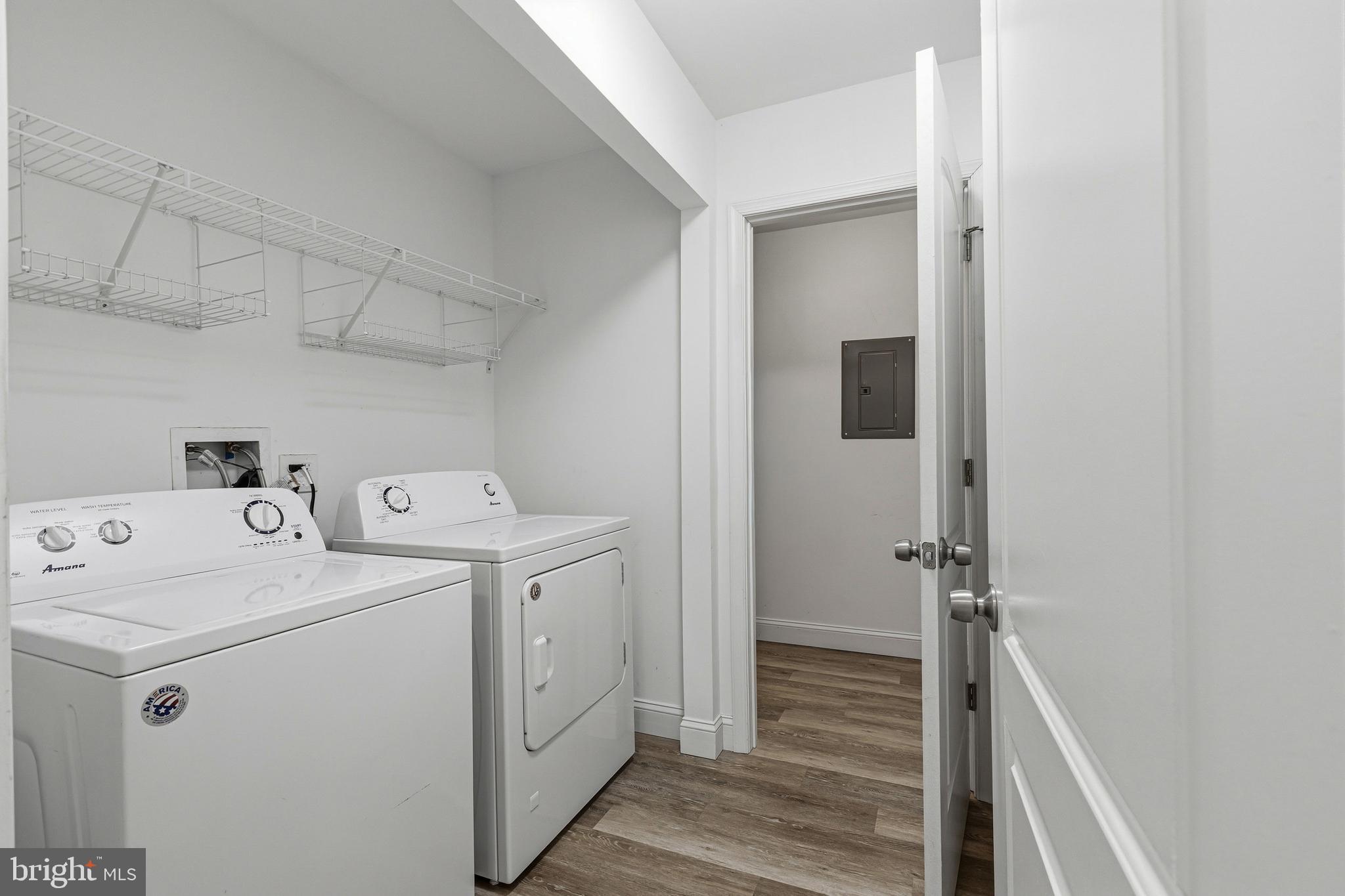 TWIN OAKS - Residential Income