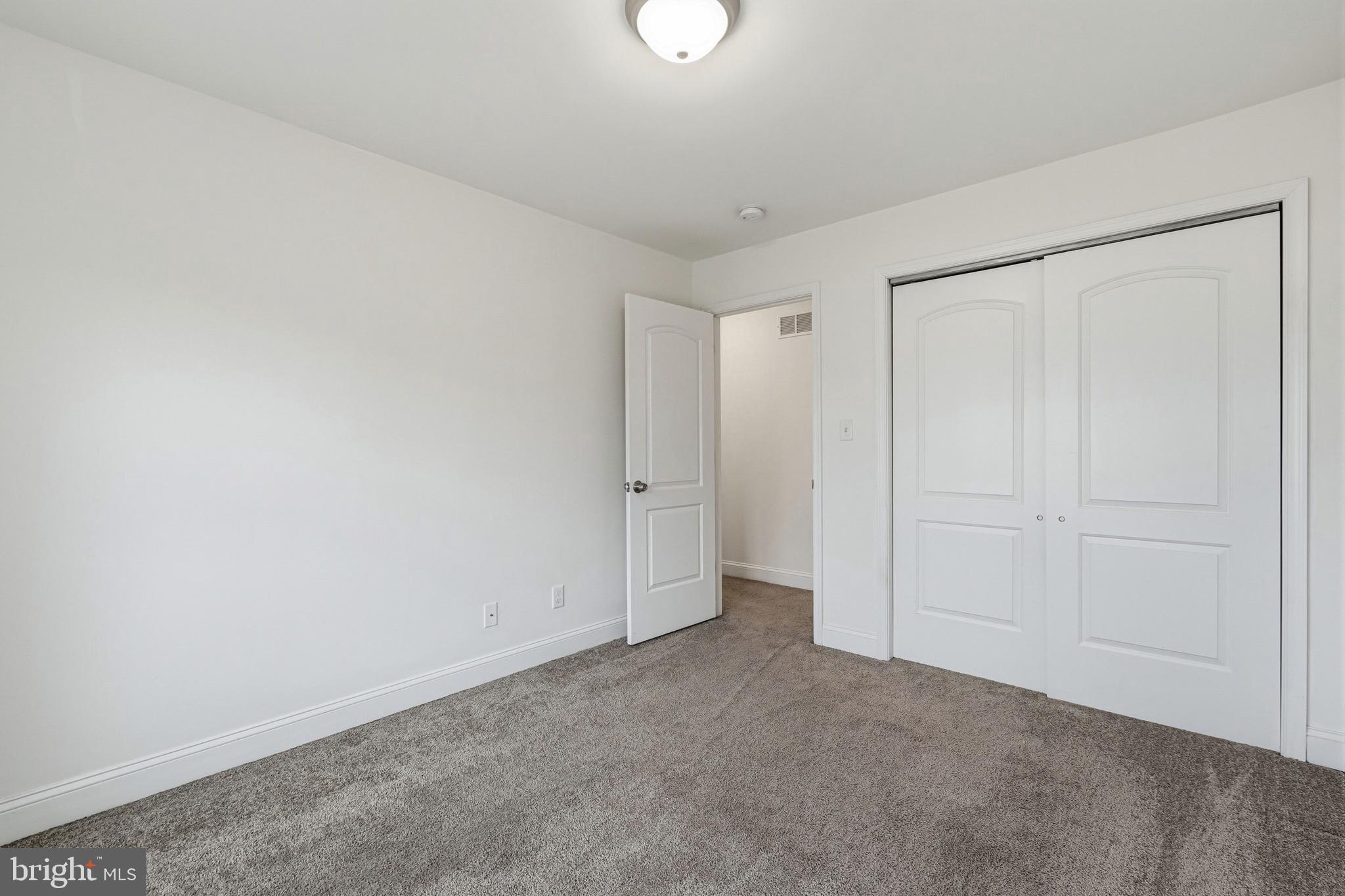 TWIN OAKS - Residential Income