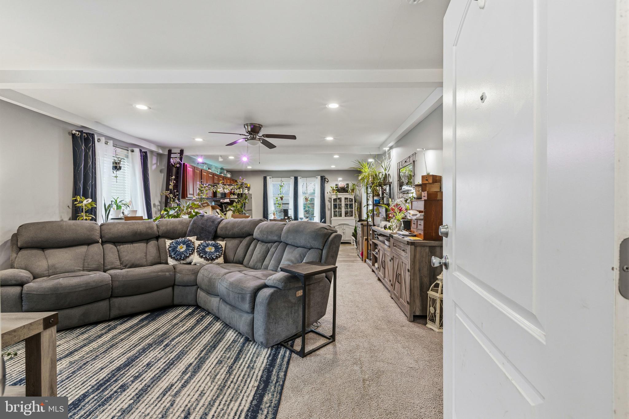 TWIN OAKS - Residential Income