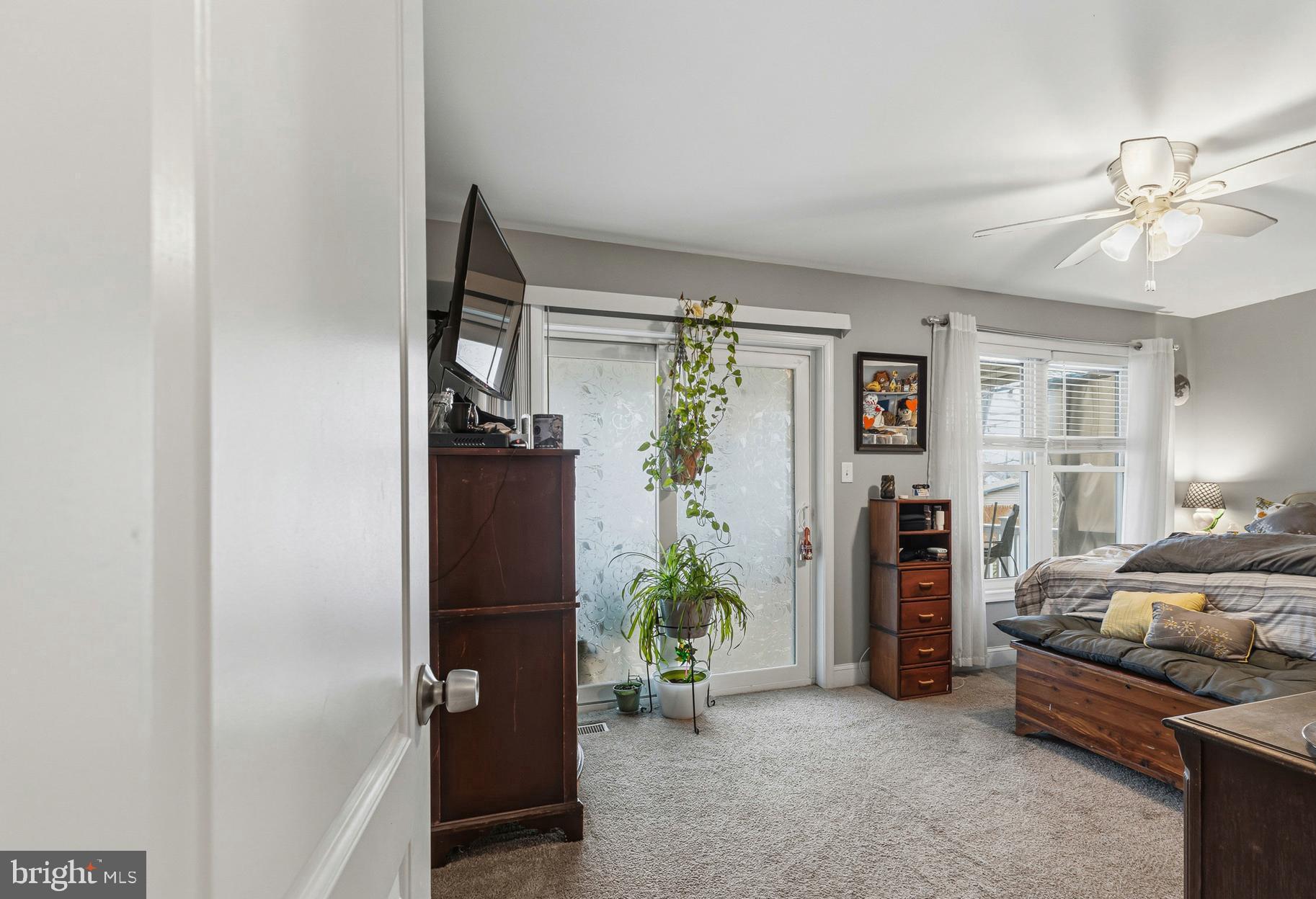 TWIN OAKS - Residential Income