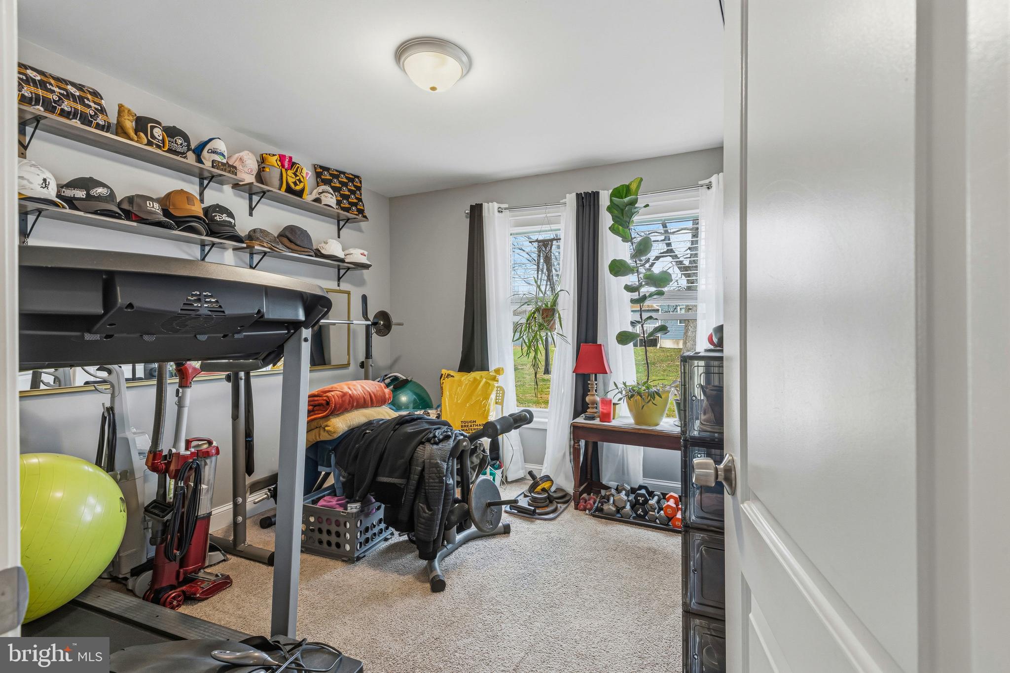 TWIN OAKS - Residential Income