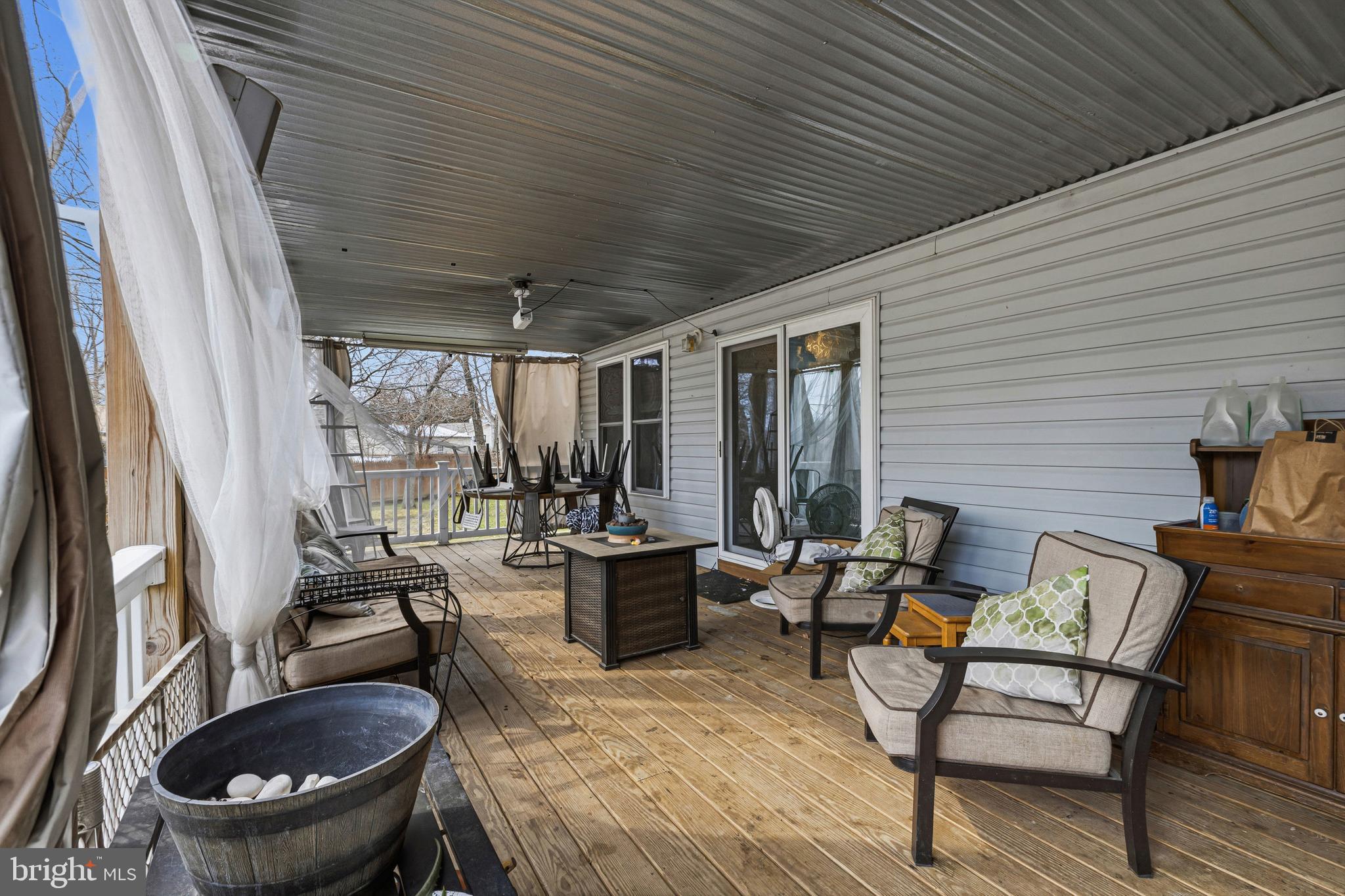 TWIN OAKS - Residential Income