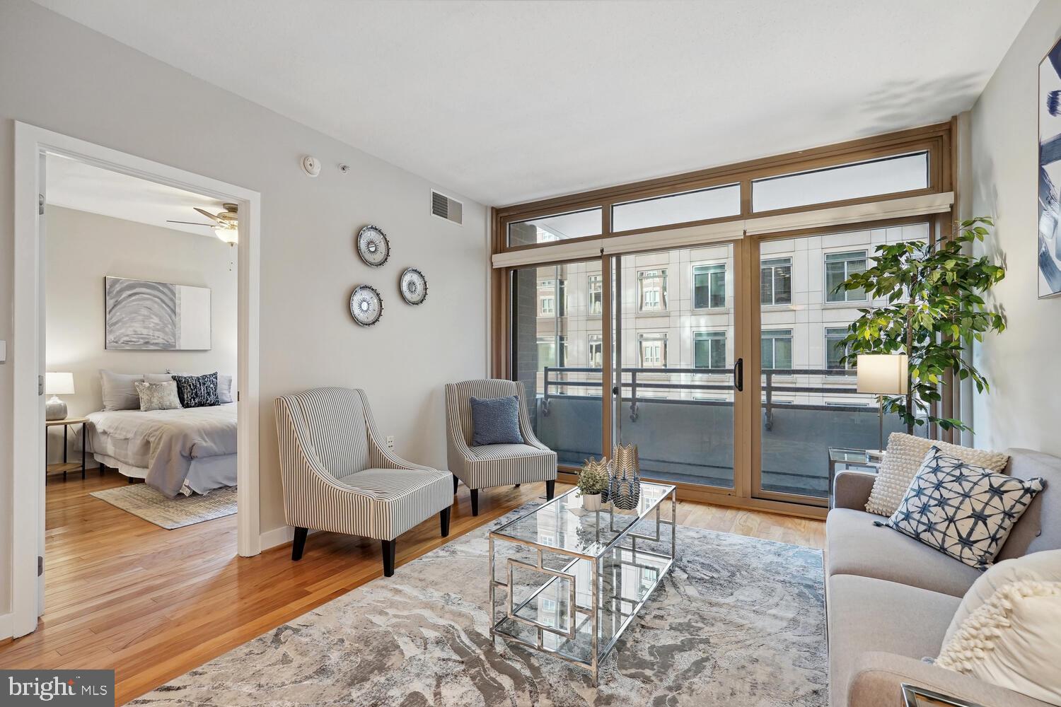 RESIDENCES AT LIBERTY CENTER - Residential