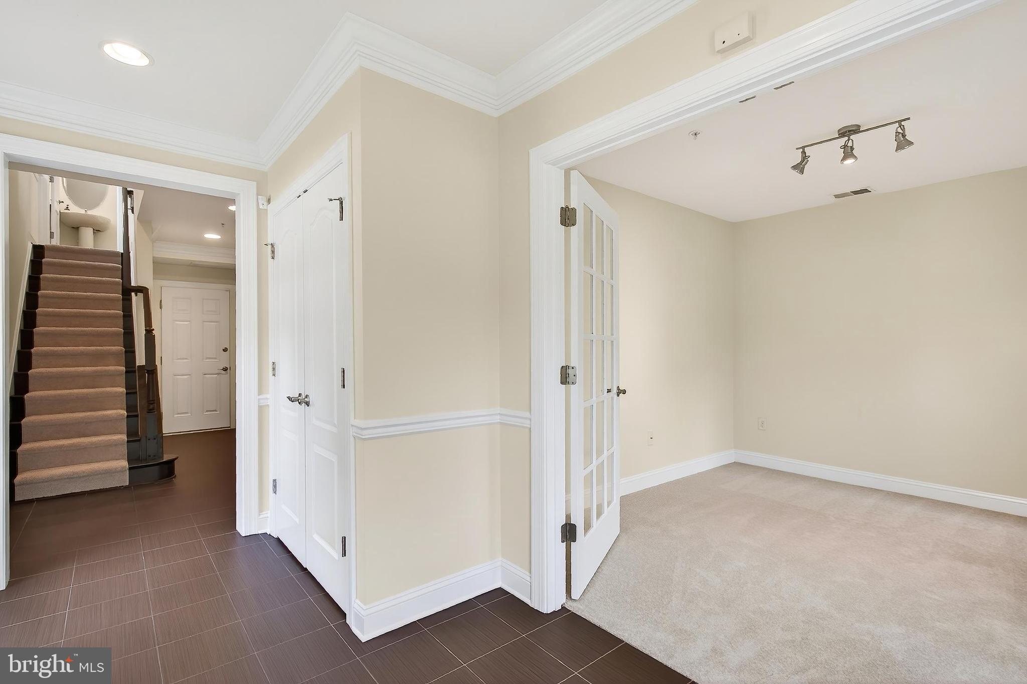 322 N GEORGE MASON DRIVE