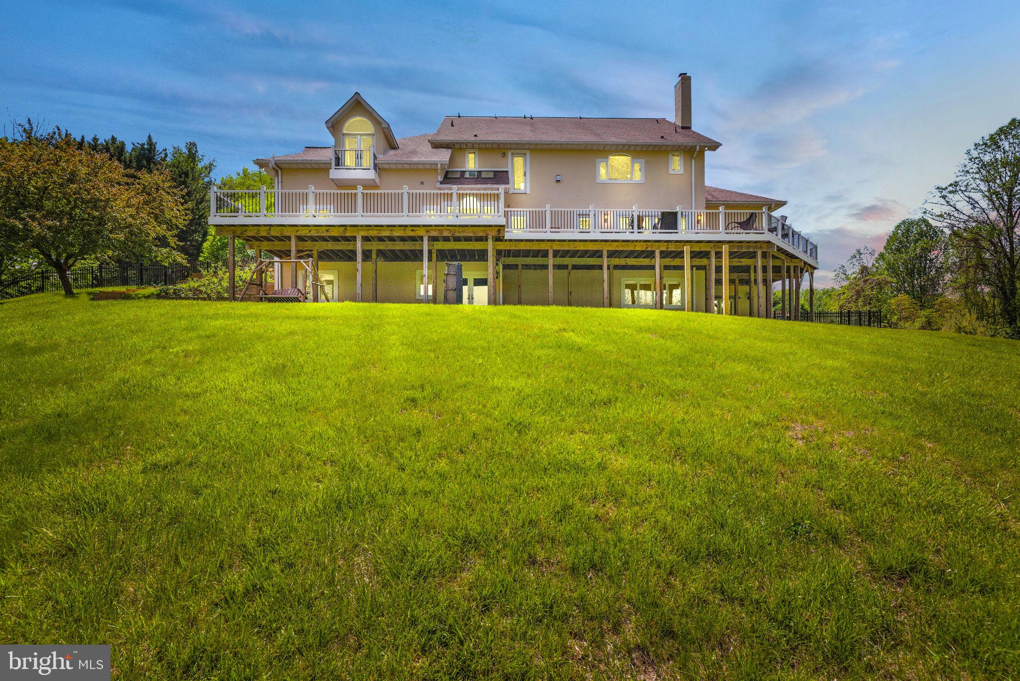 3 FOX FIELD COURT