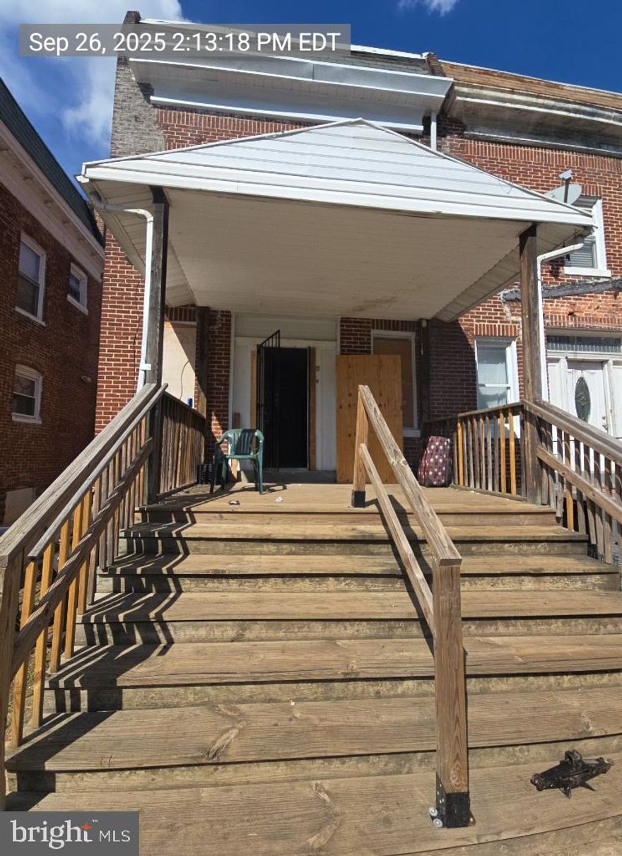 Turn-Key Investor Opportunity in 21215! 

Looking for a high-yield addition to your portfolio? This recently renovated, 3-bedroom, 1-bathroom brick townhouse at 3916 1/2 Ridgewood Ave is priced to sell at $139,900. This property has been updated with modern finishes, and is tenant-ready. There is strong rental demand and easy commuting for tenants. Whether you are looking for a reliable long-term hold or a high-quality entry point into the Baltimore market, this property delivers. 

Add this potential cash-flowing gem to your portfolio!