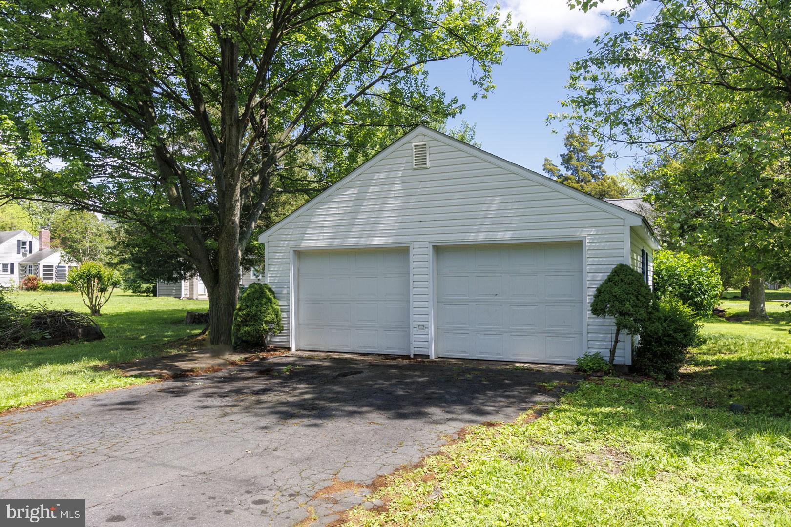 EASTON - Residential