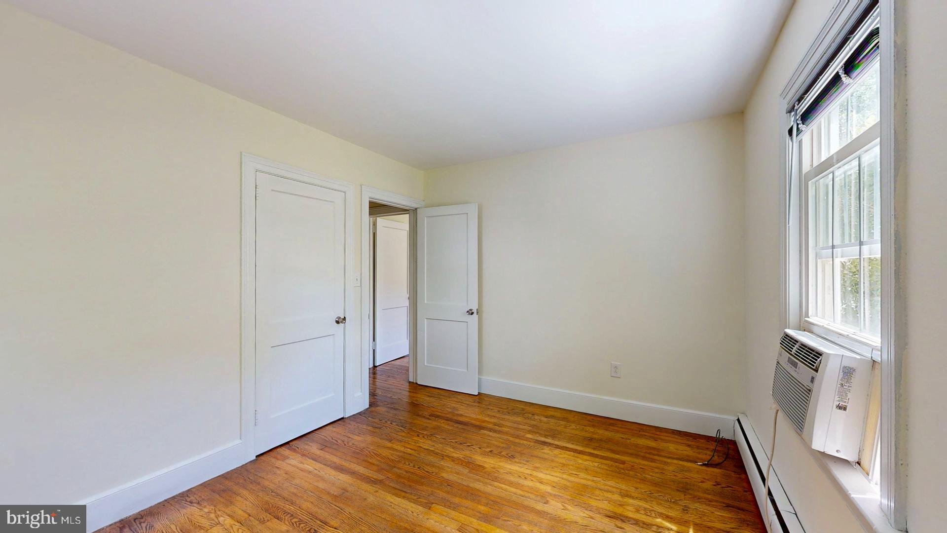 EASTON - Residential