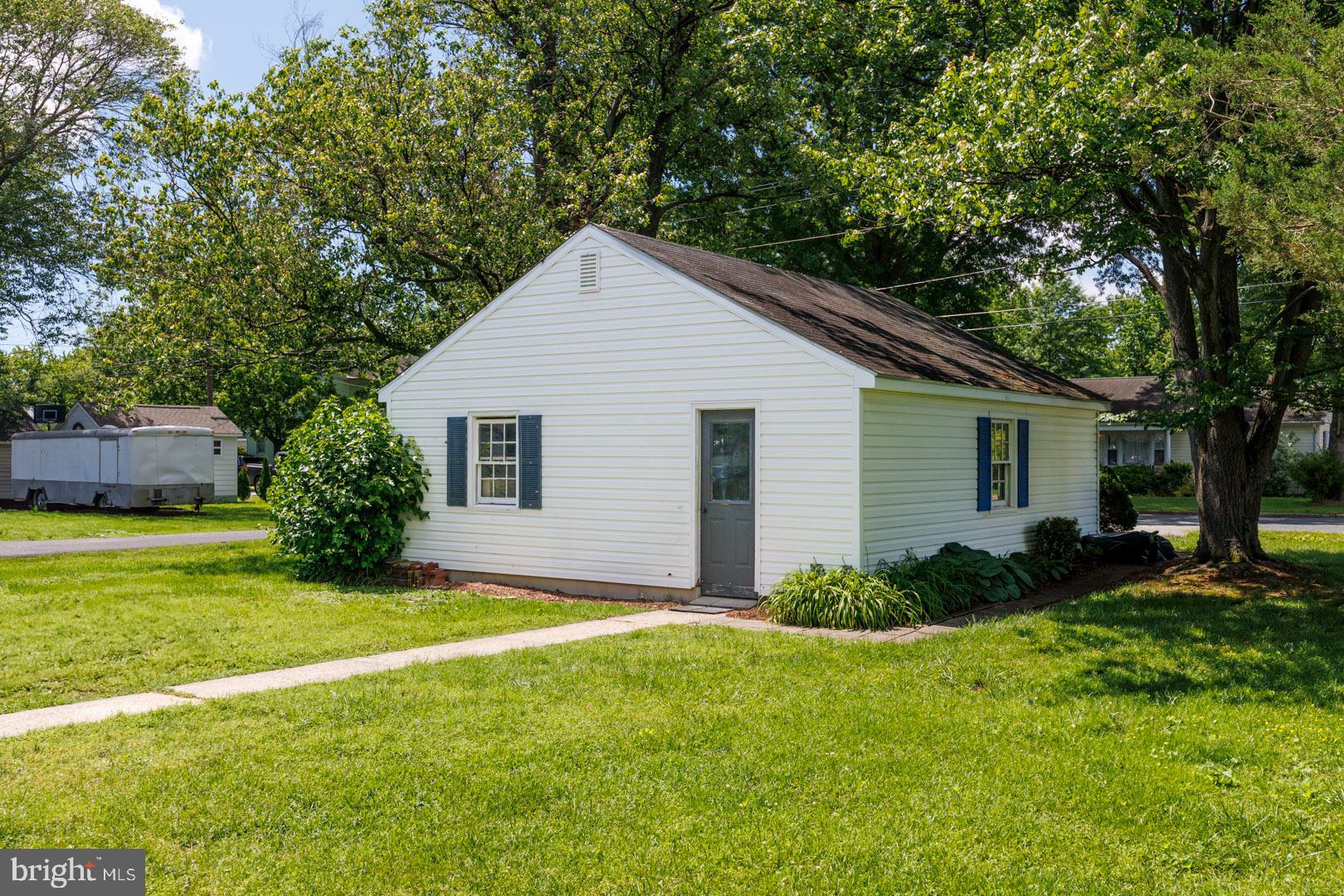 EASTON - Residential