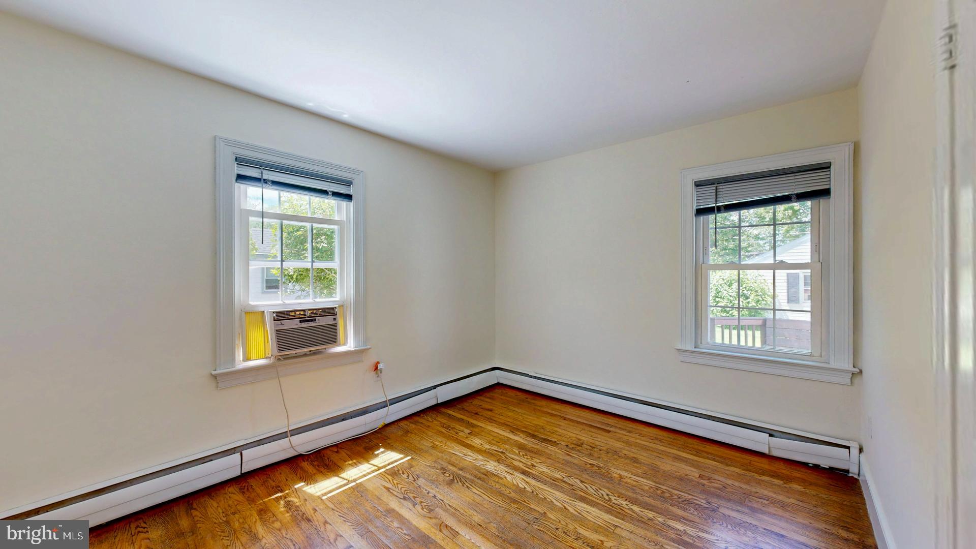 EASTON - Residential