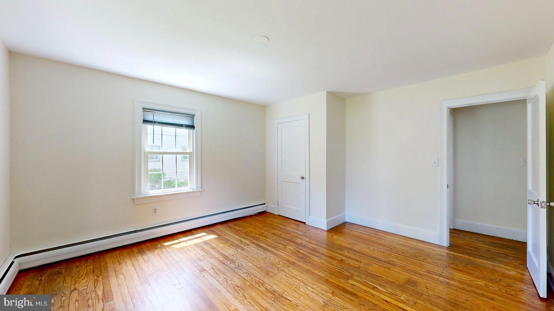 EASTON - Residential