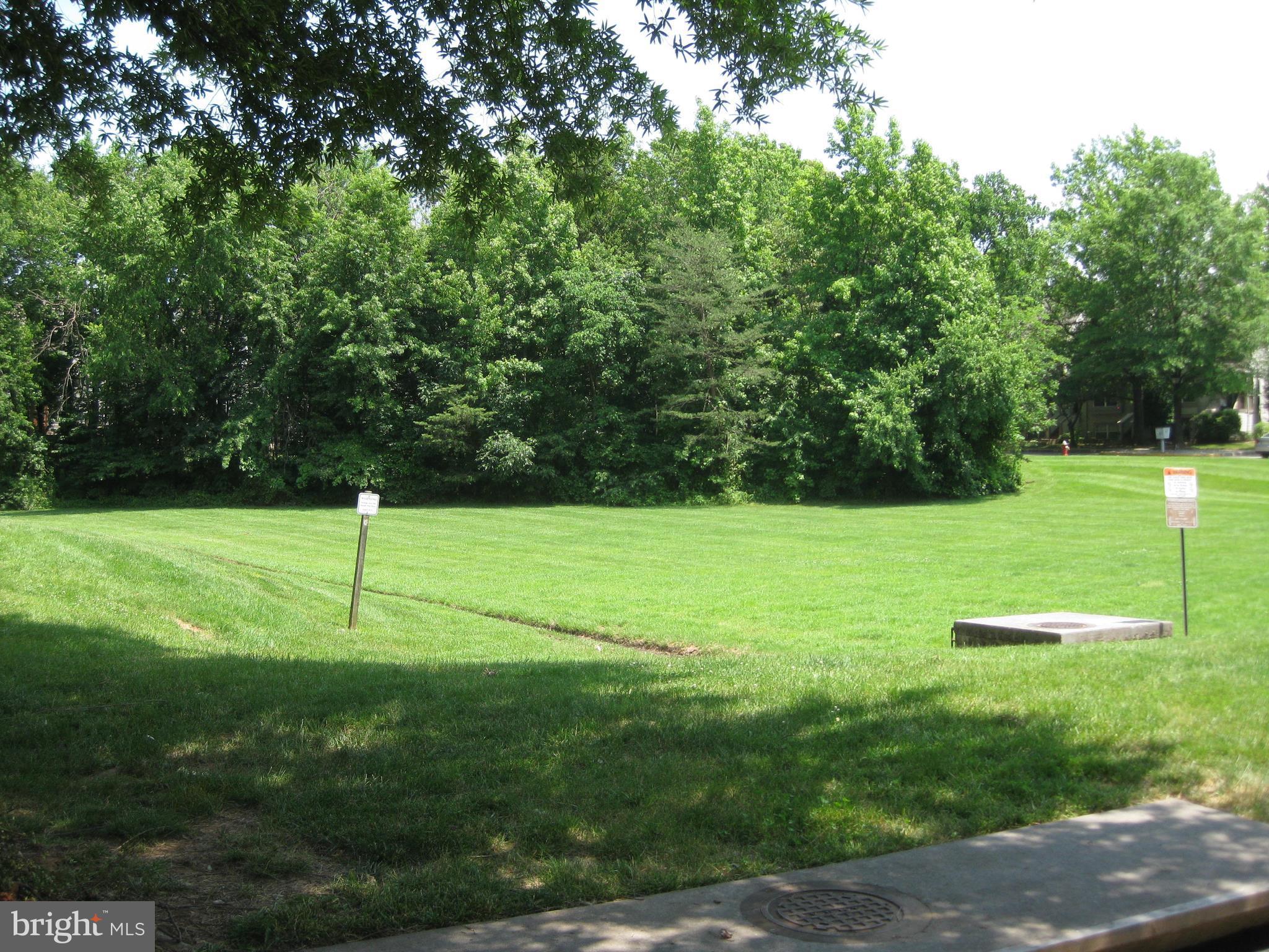 WOODGATE VILLAGE - Residential Lease