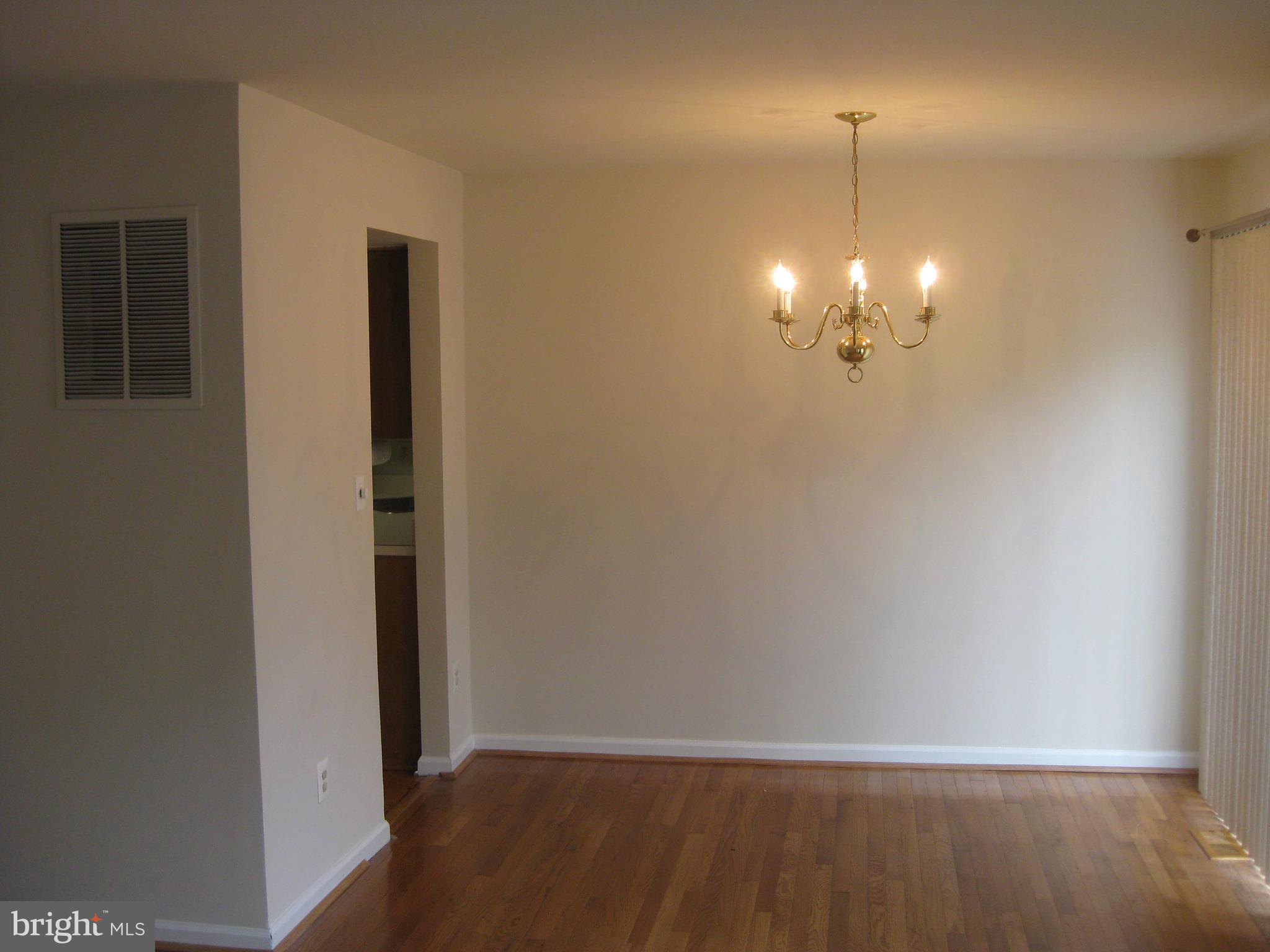 WOODGATE VILLAGE - Residential Lease