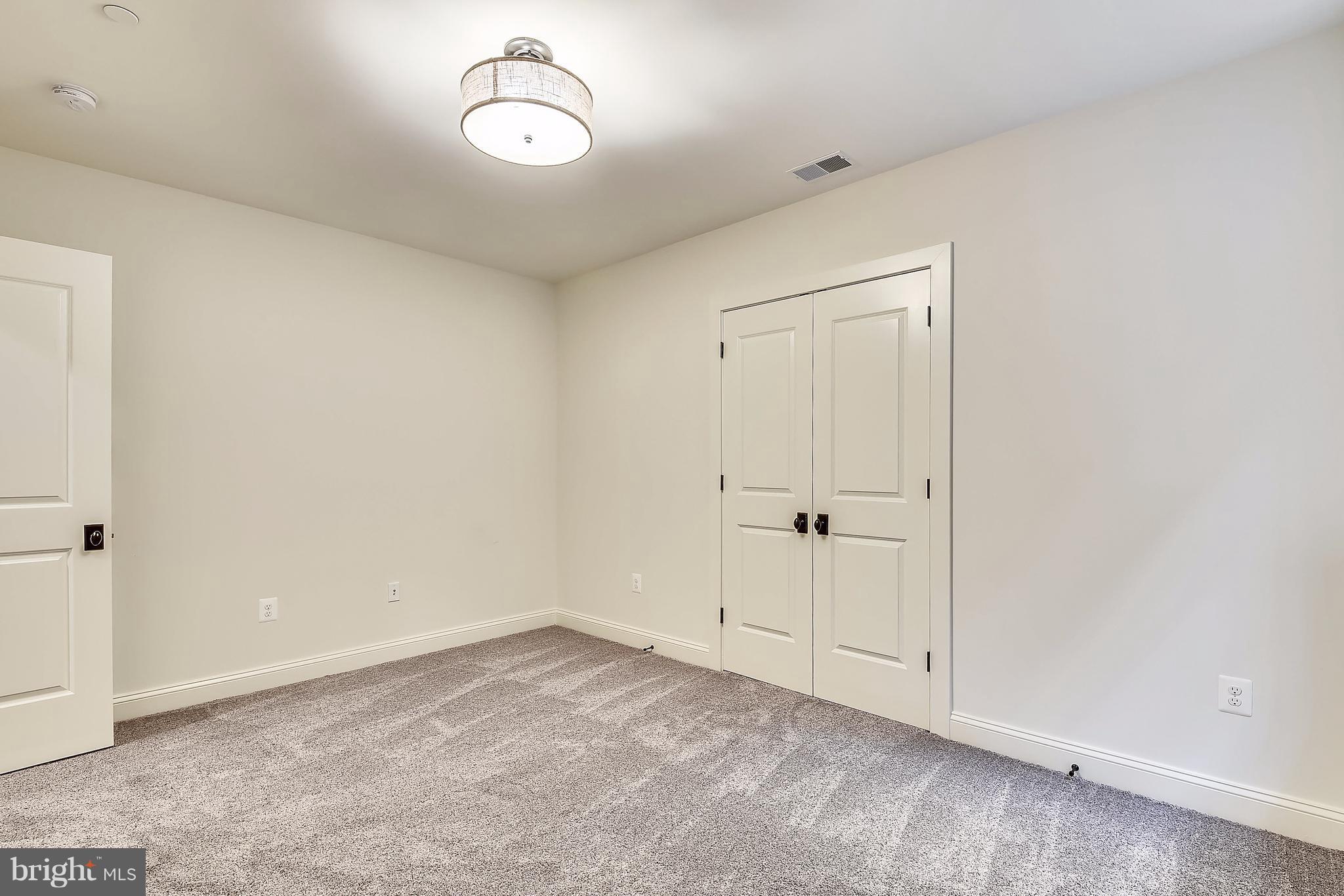 HUNTINGTON TERRACE - Residential