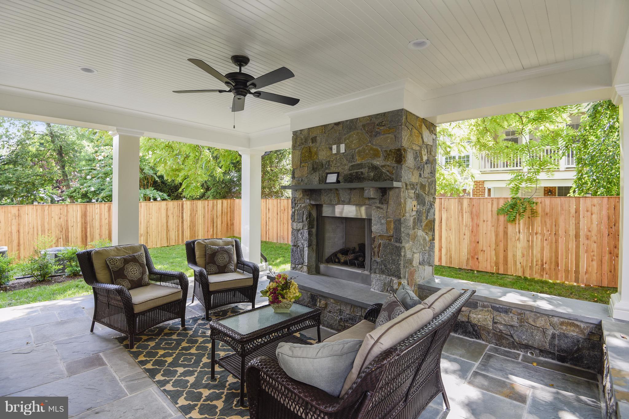 HUNTINGTON TERRACE - Residential