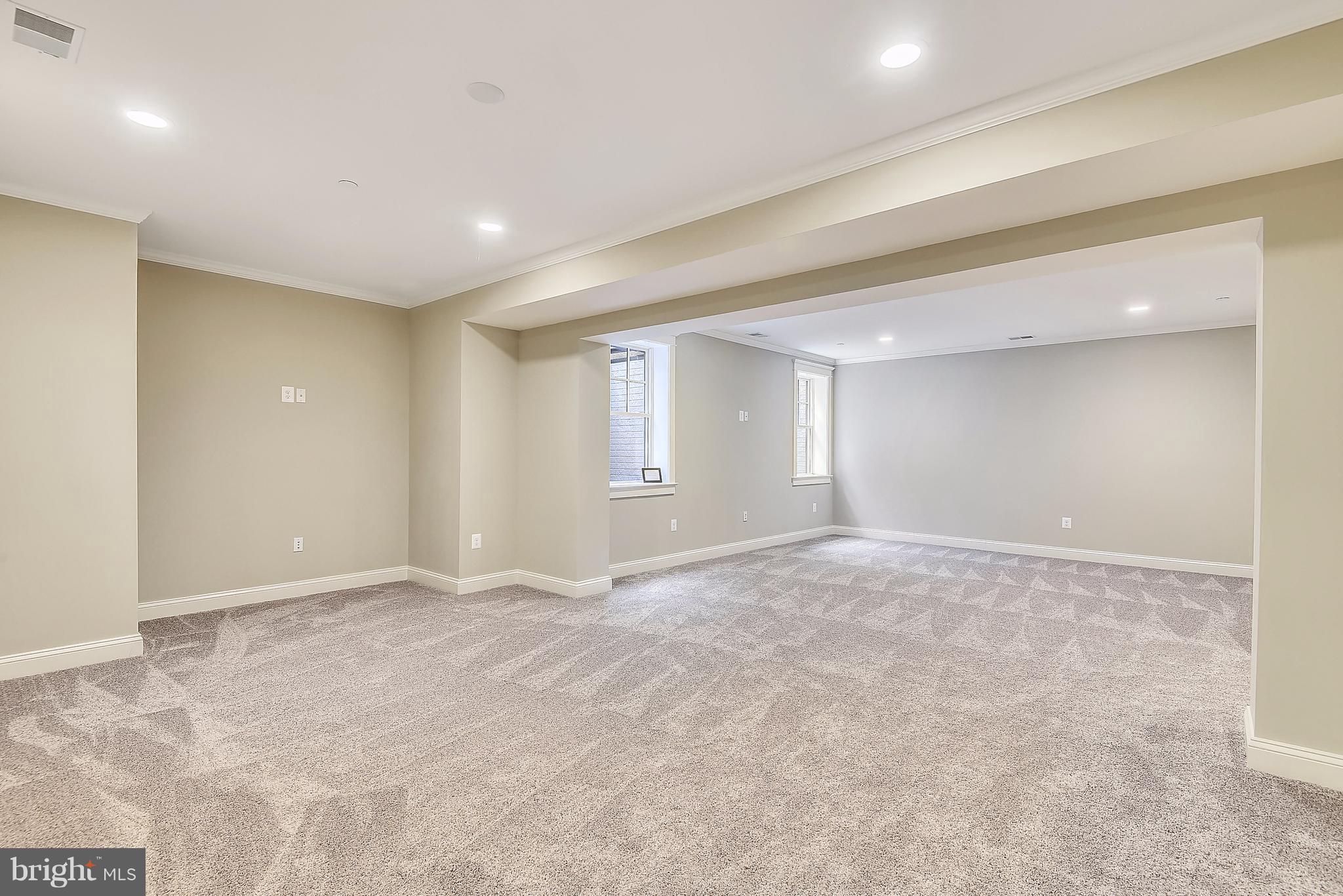HUNTINGTON TERRACE - Residential