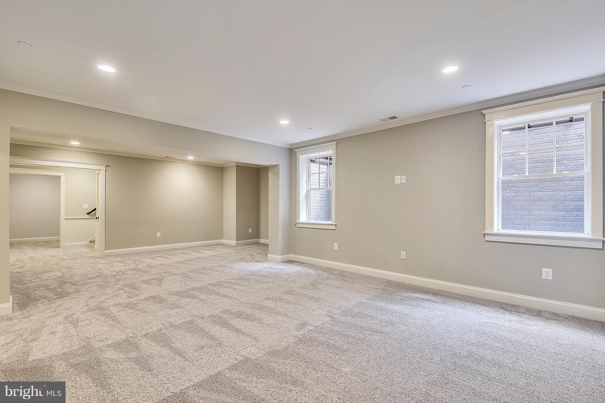 HUNTINGTON TERRACE - Residential