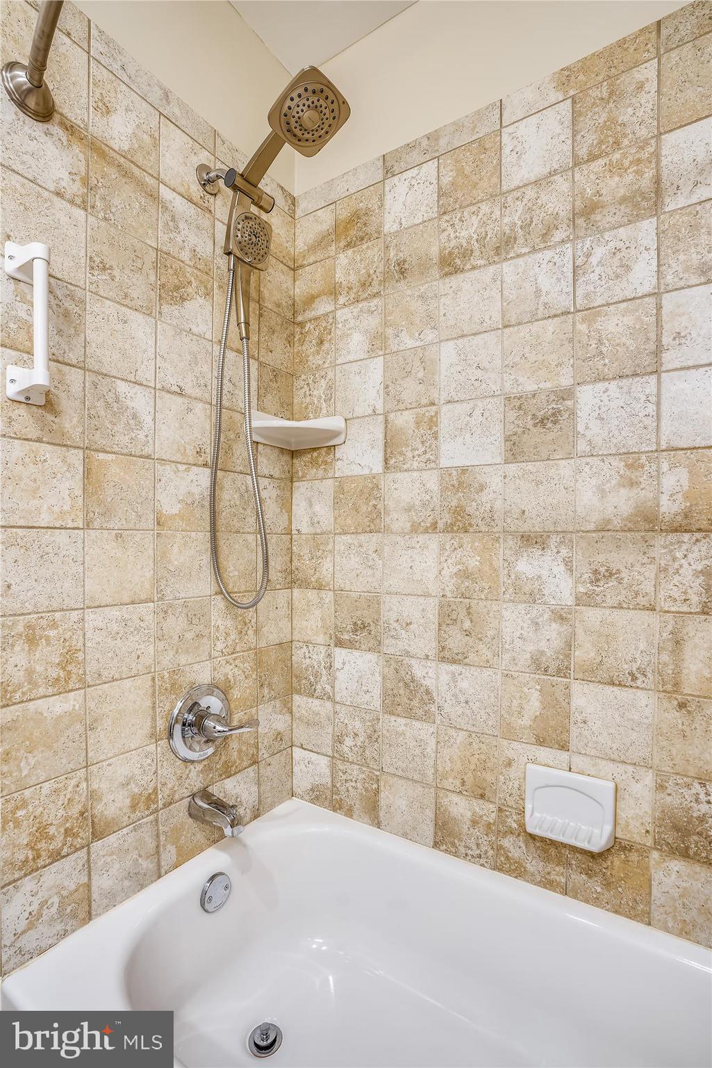 CROSS KEYS - Residential