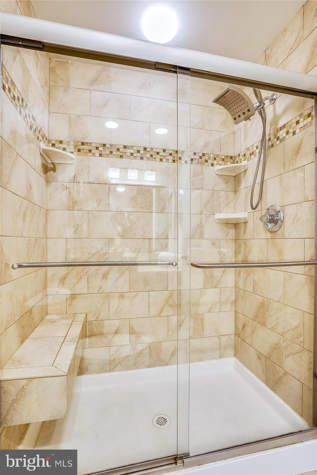 CROSS KEYS - Residential