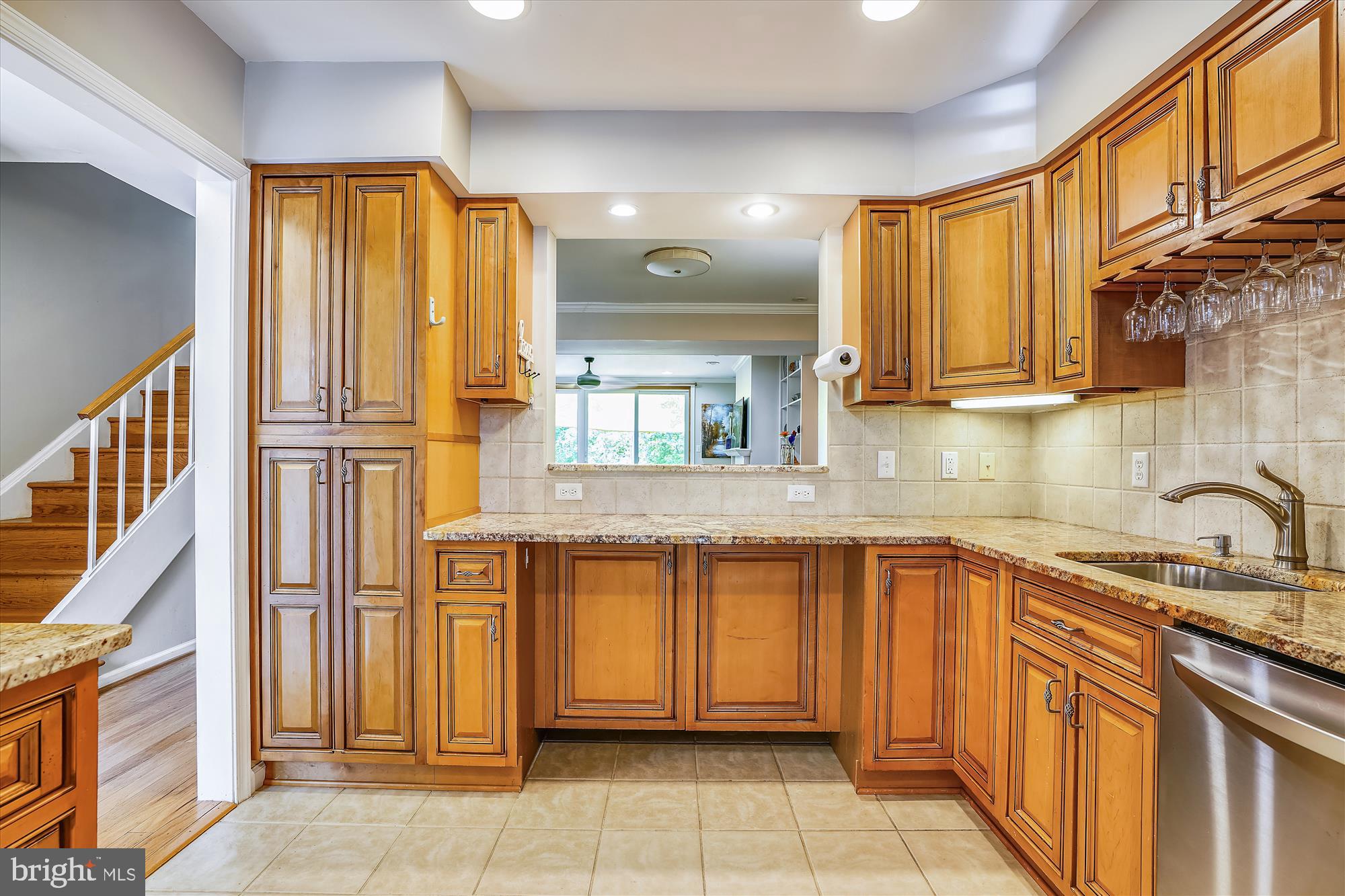 CROSS KEYS - Residential