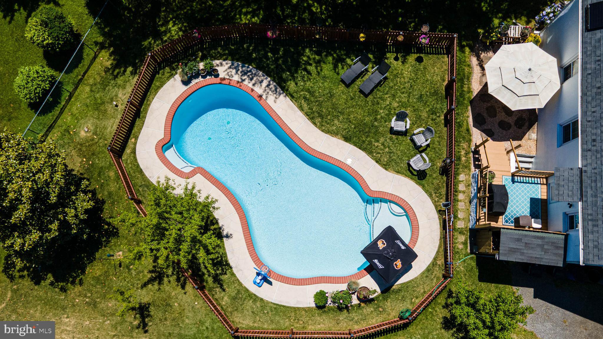 PERRY HALL - Residential