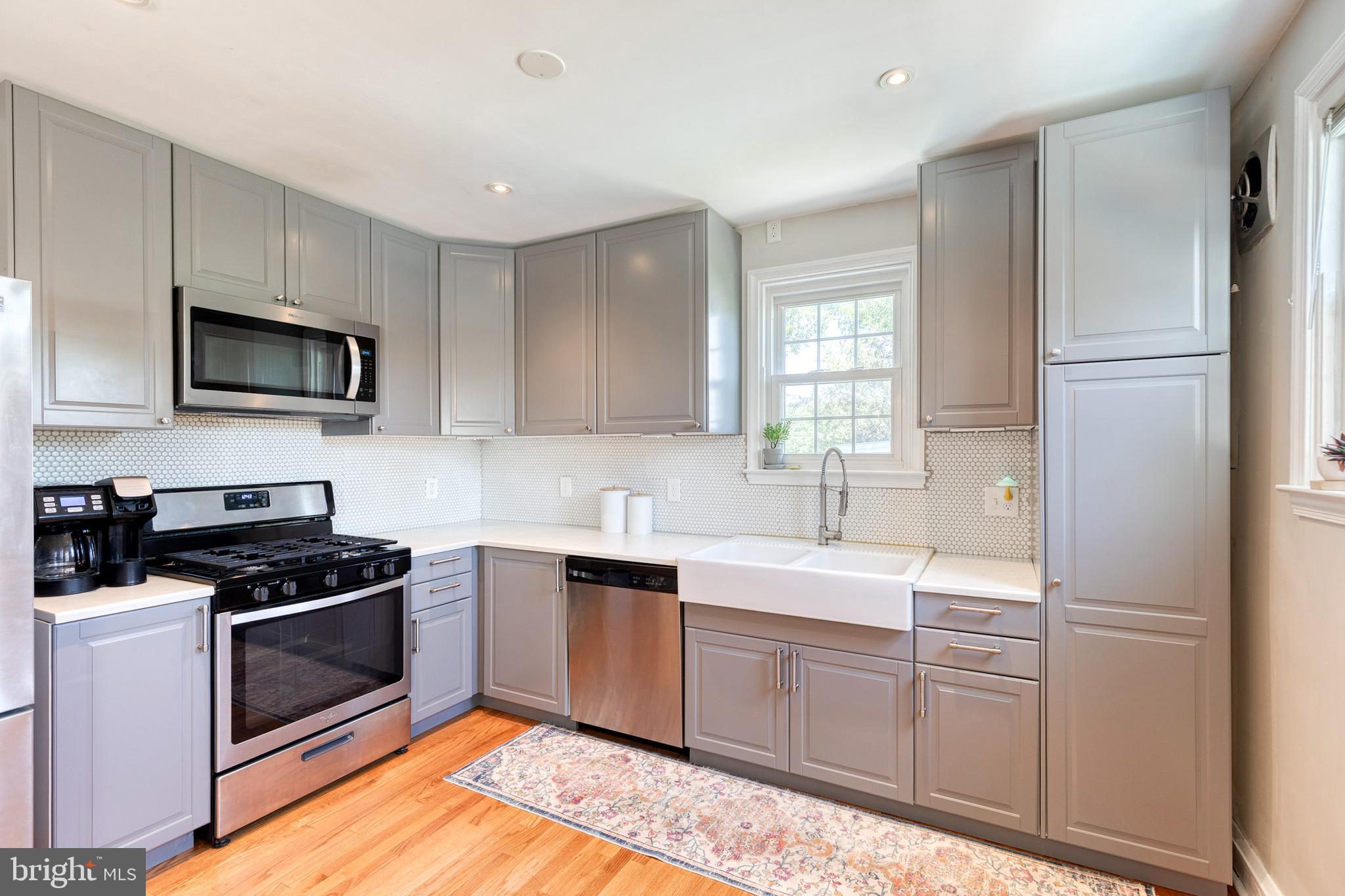 PERRY HALL - Residential