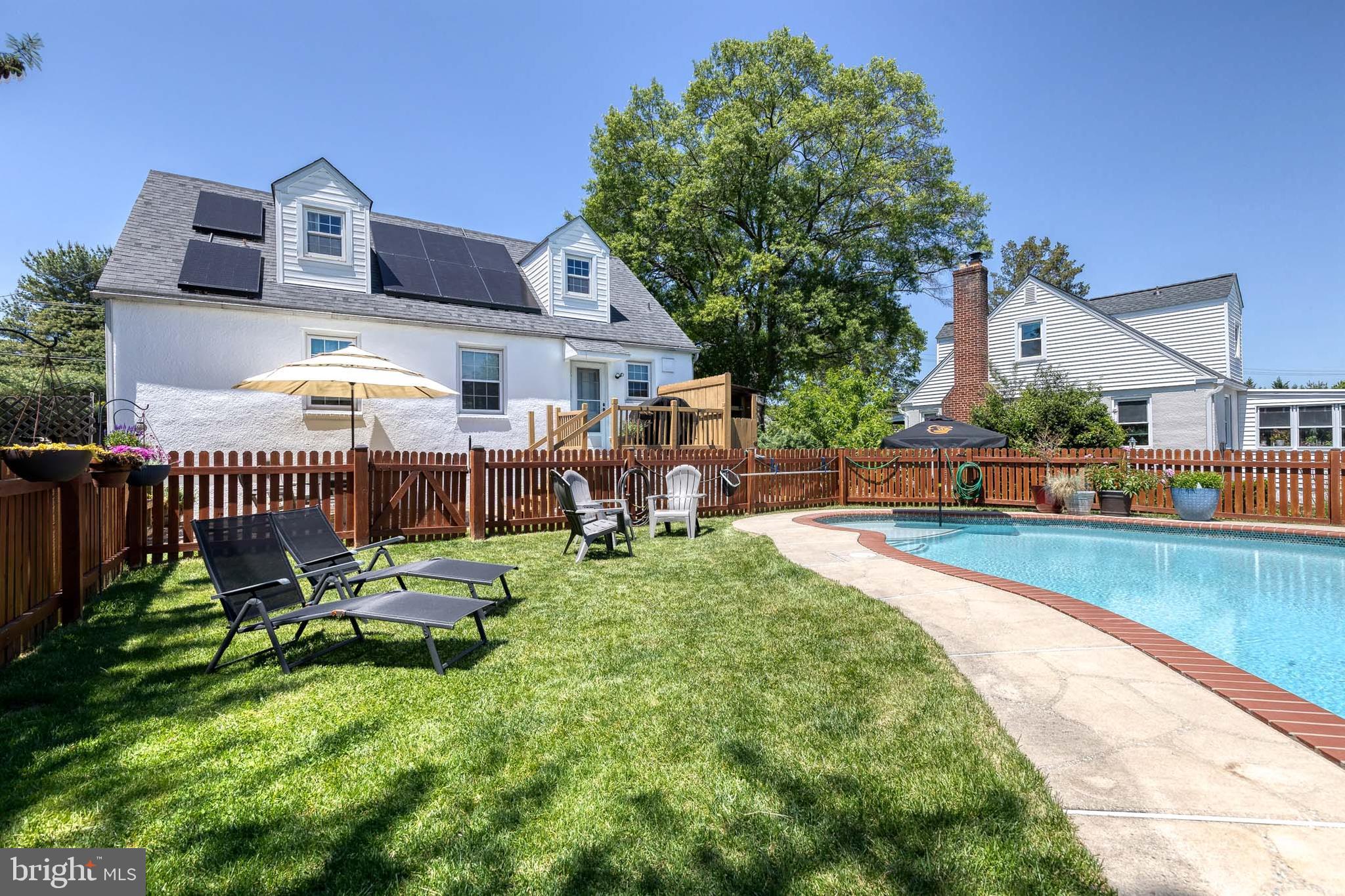 PERRY HALL - Residential