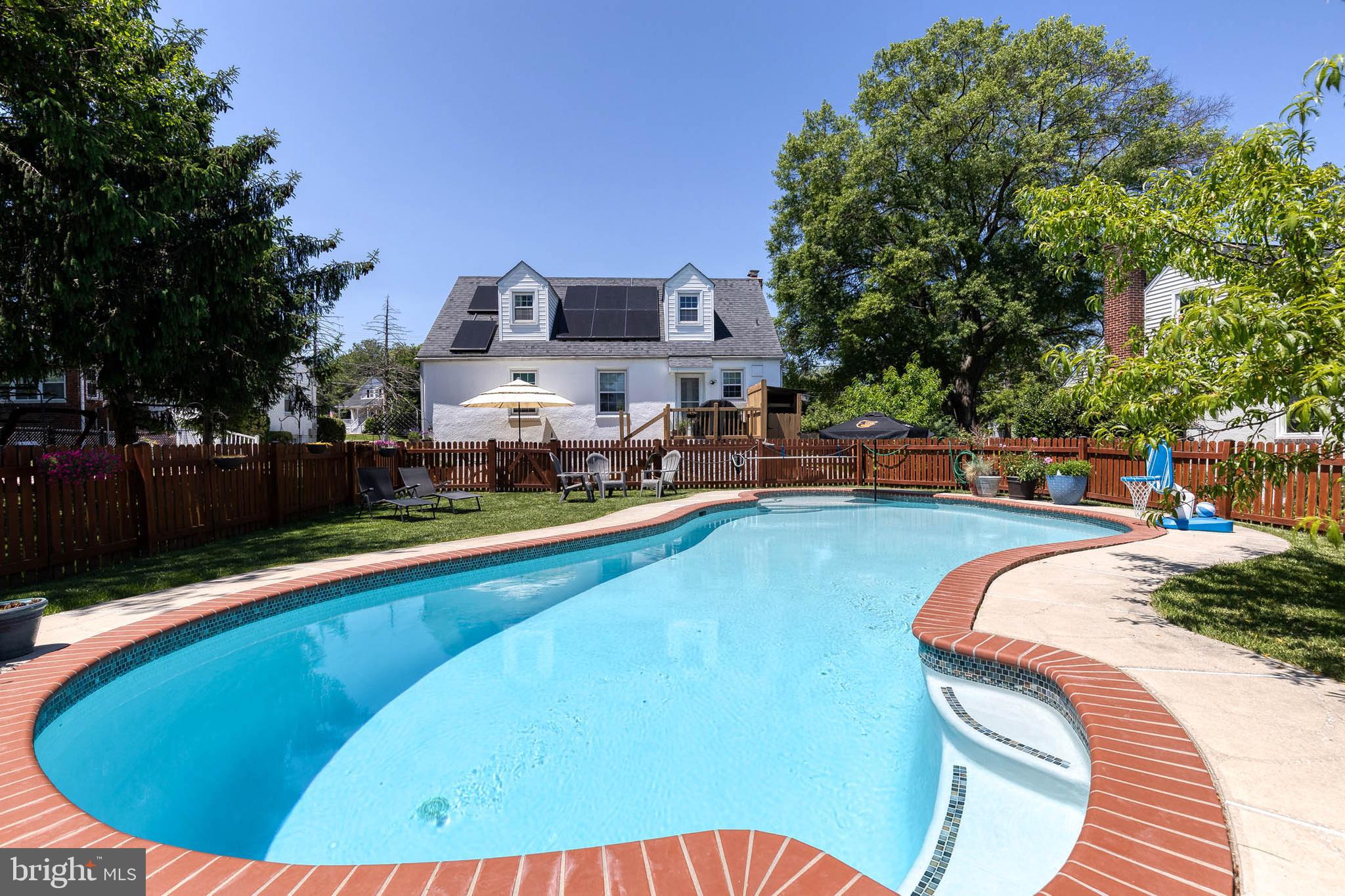 PERRY HALL - Residential