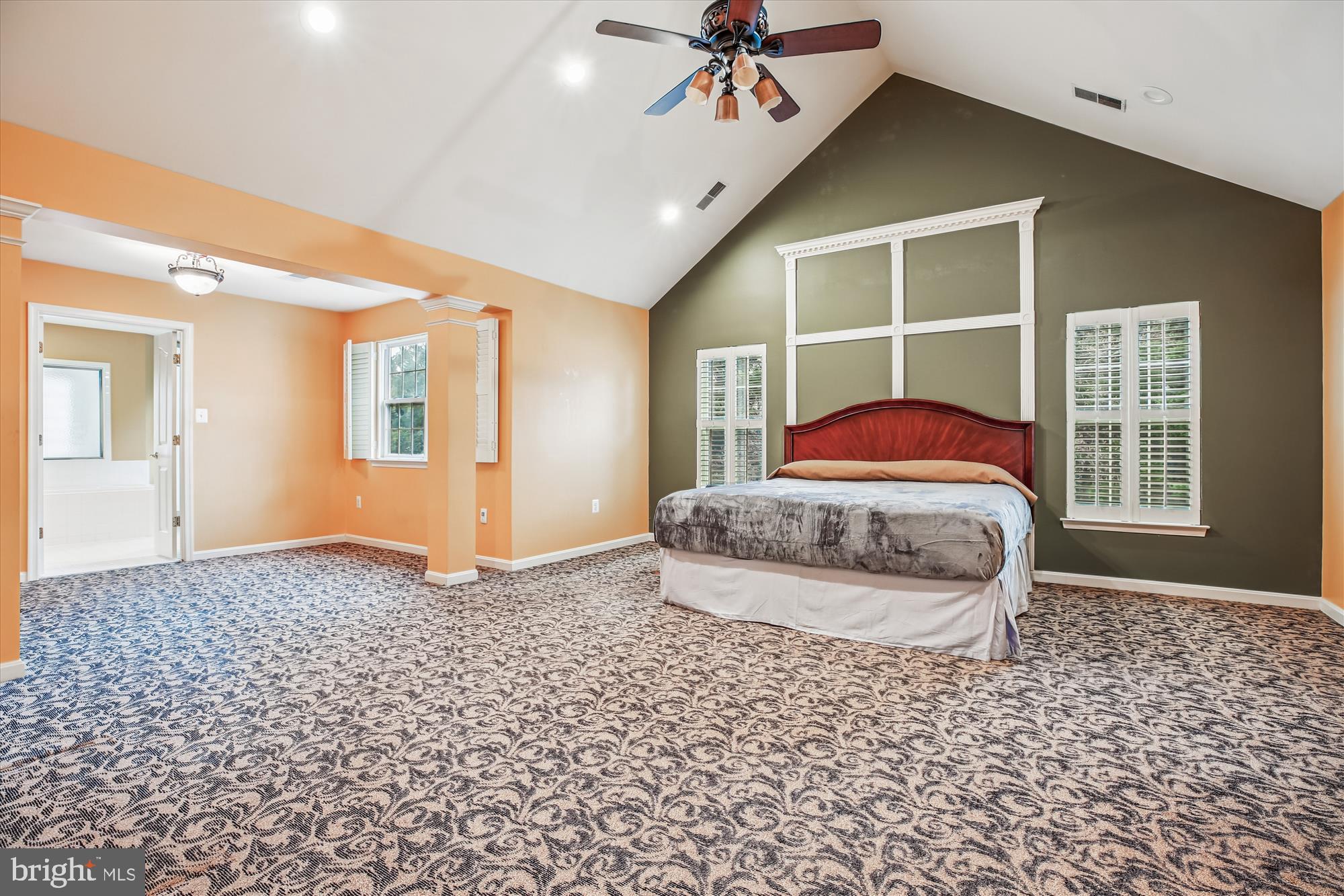 KINGSVIEW VILLAGE - Residential