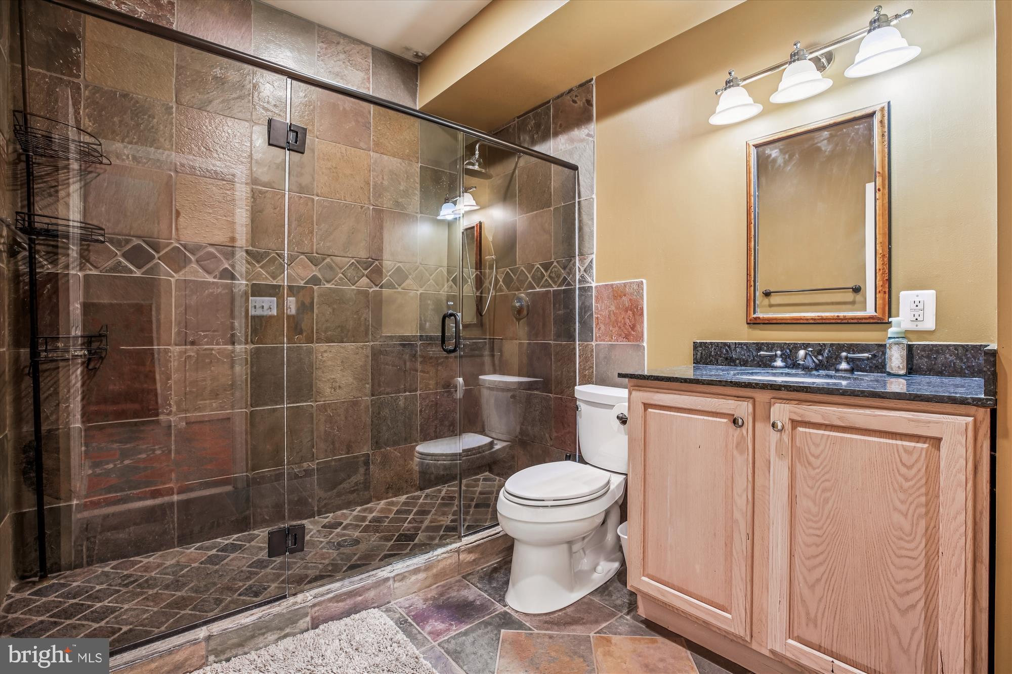 KINGSVIEW VILLAGE - Residential